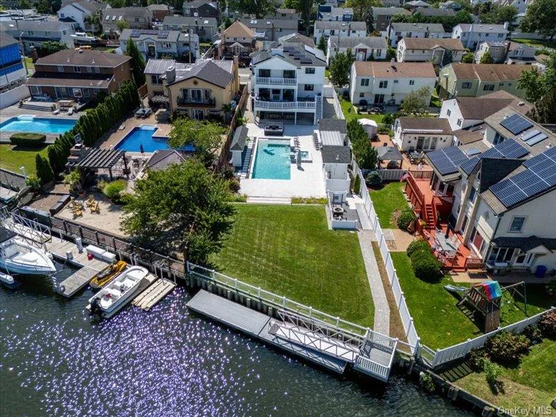 3499 Anchor Place, Hempstead, NY, 5 Bedrooms Bedrooms, 9 Rooms Rooms,4 BathroomsBathrooms,Residential,For Rent,Anchor,0,1044851 3499 Anchor Place, Hempstead, NY, 5 Bedrooms Bedrooms, 9 Rooms Rooms,4 BathroomsBathrooms,Residential,For Rent,Anchor,0,1044851