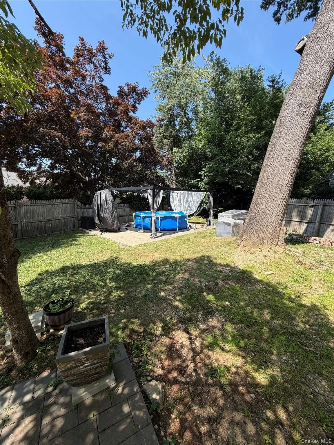 6 Raphael Street, Huntington, NY, 4 Bedrooms Bedrooms, 8 Rooms Rooms,2 BathroomsBathrooms,Residential Lease,For Rent,Raphael,0,1044853 6 Raphael Street, Huntington, NY, 4 Bedrooms Bedrooms, 8 Rooms Rooms,2 BathroomsBathrooms,Residential Lease,For Rent,Raphael,0,1044853