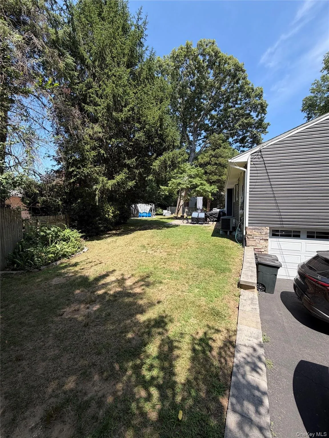 6 Raphael Street, Huntington, NY, 4 Bedrooms Bedrooms, 8 Rooms Rooms,2 BathroomsBathrooms,Residential Lease,For Rent,Raphael,0,1044853 6 Raphael Street, Huntington, NY, 4 Bedrooms Bedrooms, 8 Rooms Rooms,2 BathroomsBathrooms,Residential Lease,For Rent,Raphael,0,1044853