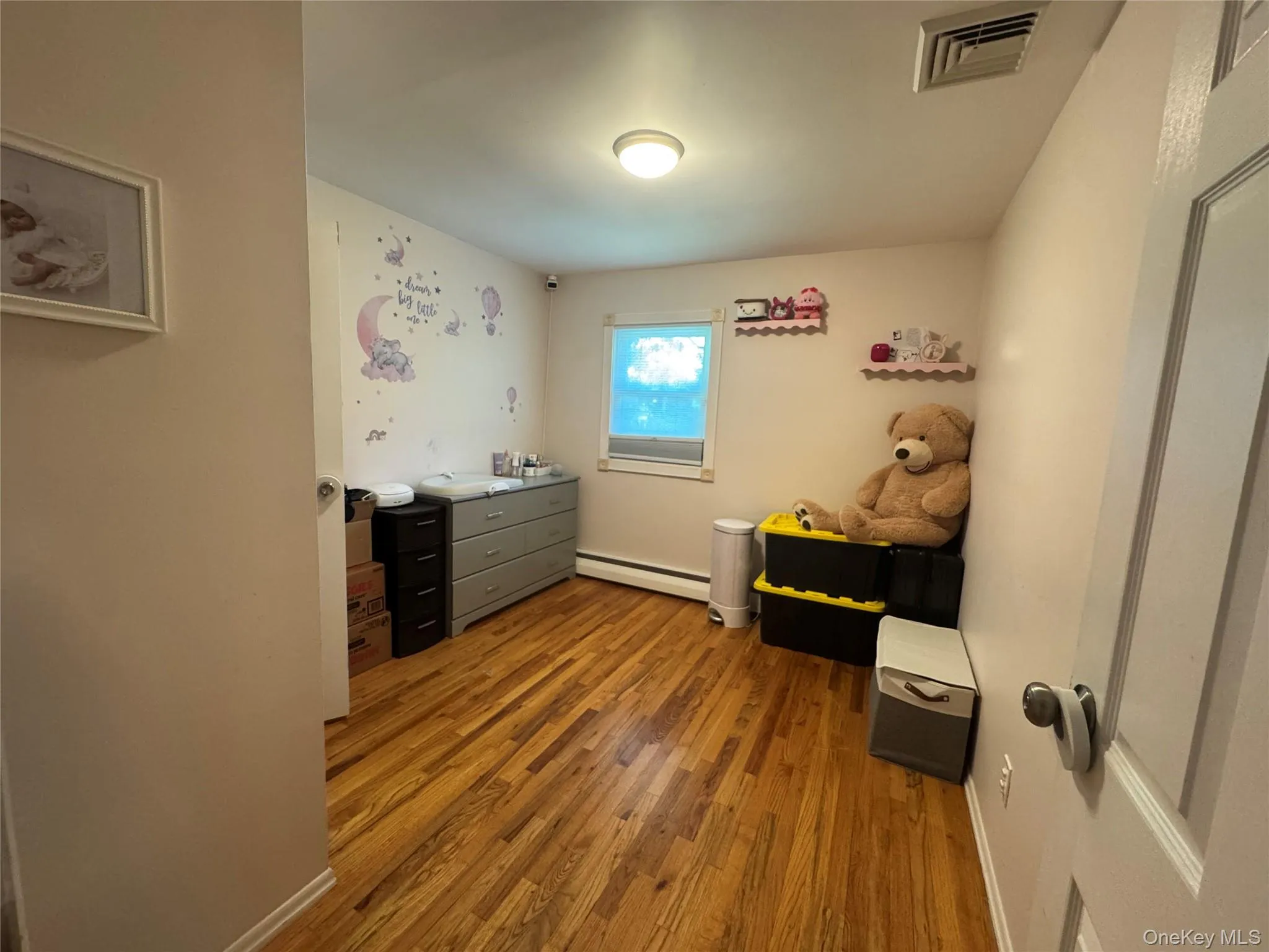 6 Raphael Street, Huntington, NY, 4 Bedrooms Bedrooms, 8 Rooms Rooms,2 BathroomsBathrooms,Residential Lease,For Rent,Raphael,0,1044853 6 Raphael Street, Huntington, NY, 4 Bedrooms Bedrooms, 8 Rooms Rooms,2 BathroomsBathrooms,Residential Lease,For Rent,Raphael,0,1044853