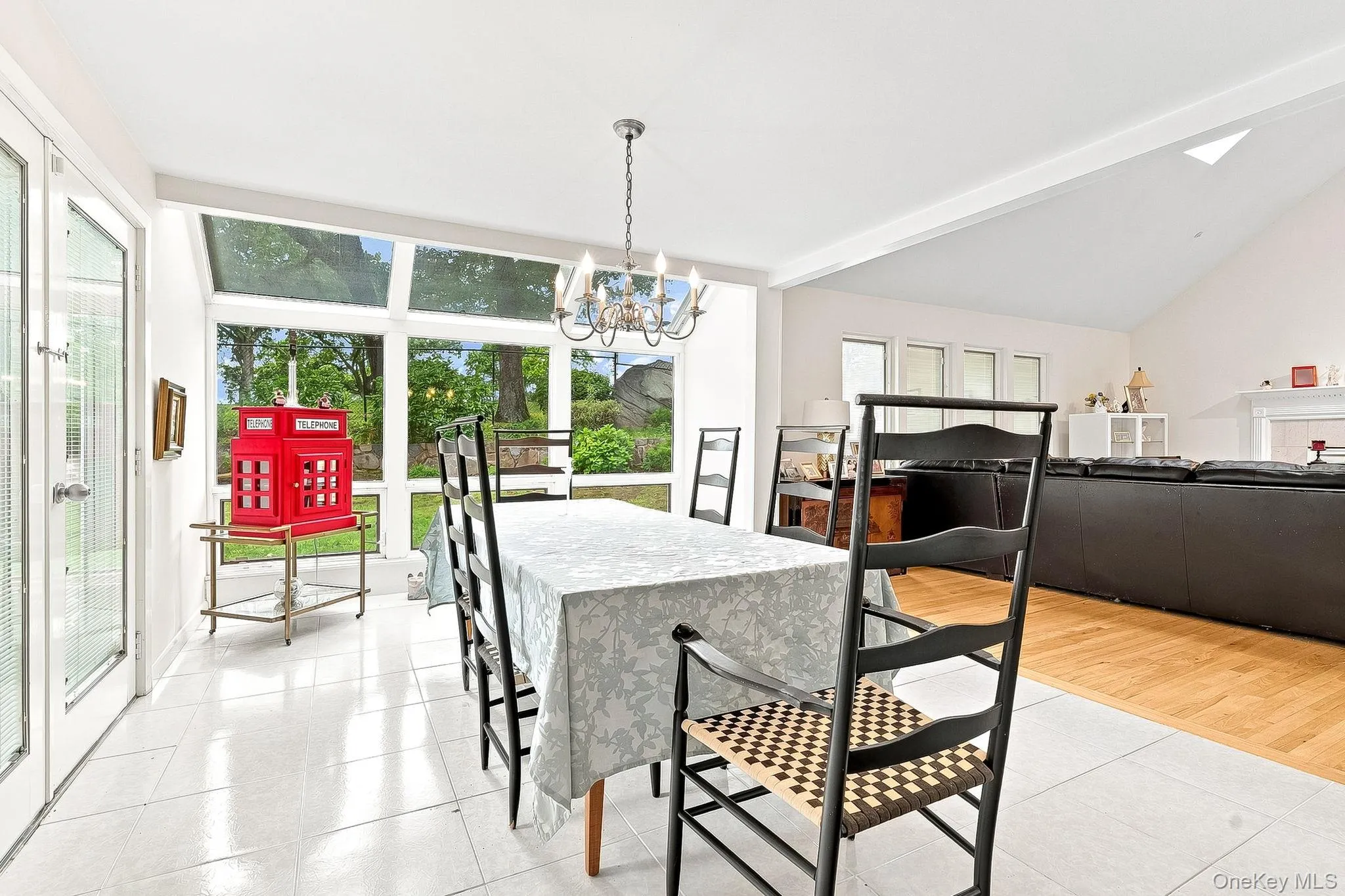 35 Highridge Road, Greenburgh, NY, 5 Bedrooms Bedrooms, 10 Rooms Rooms,3 BathroomsBathrooms,Residential,For Rent,Highridge,0,1044854 35 Highridge Road, Greenburgh, NY, 5 Bedrooms Bedrooms, 10 Rooms Rooms,3 BathroomsBathrooms,Residential,For Rent,Highridge,0,1044854
