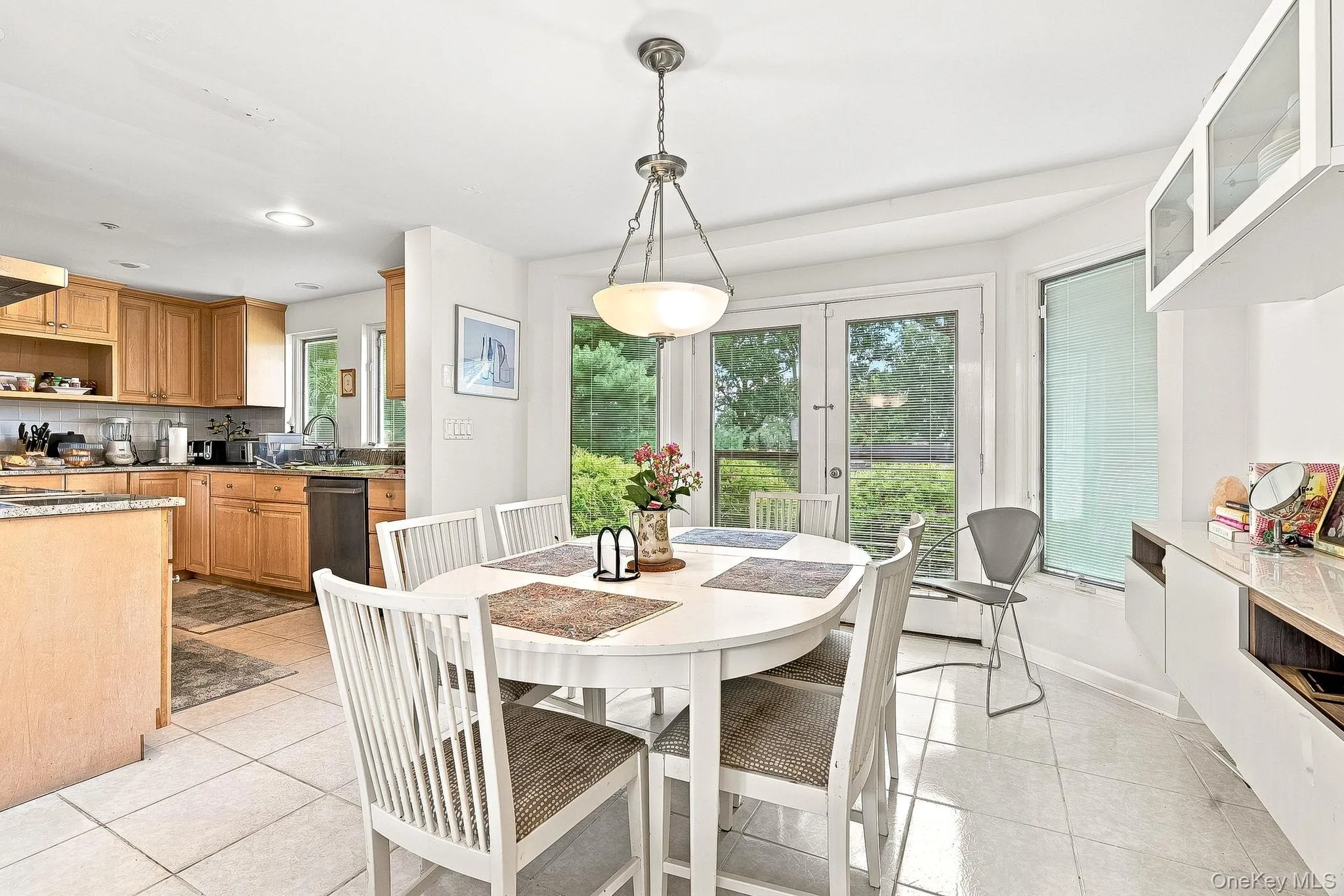 35 Highridge Road, Greenburgh, NY, 5 Bedrooms Bedrooms, 10 Rooms Rooms,3 BathroomsBathrooms,Residential,For Rent,Highridge,0,1044854 35 Highridge Road, Greenburgh, NY, 5 Bedrooms Bedrooms, 10 Rooms Rooms,3 BathroomsBathrooms,Residential,For Rent,Highridge,0,1044854