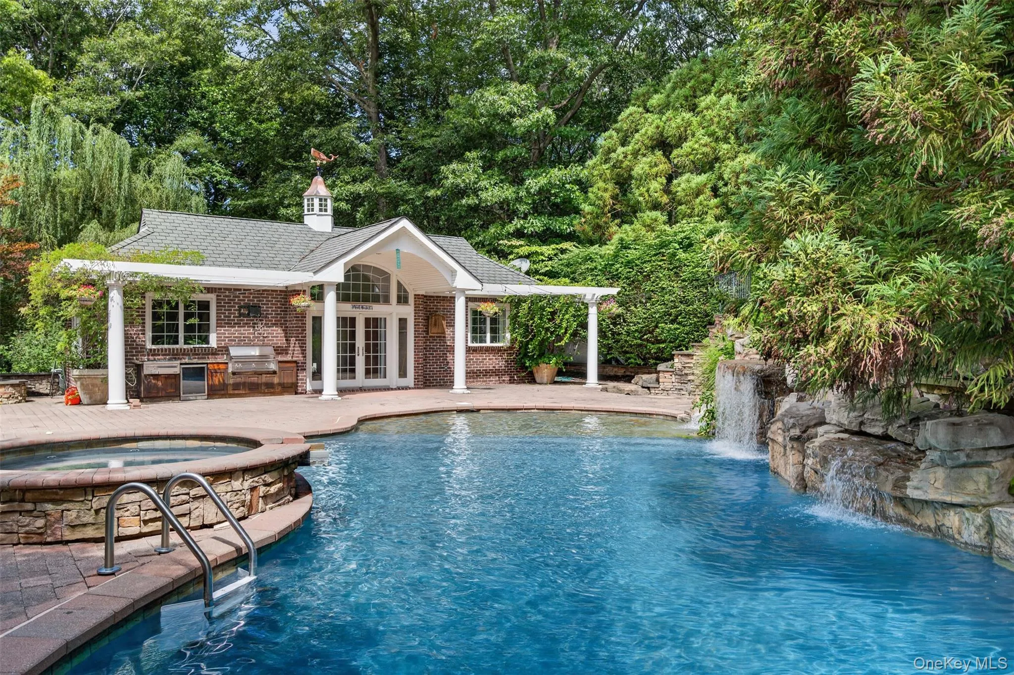 Spa and pool Spa and pool