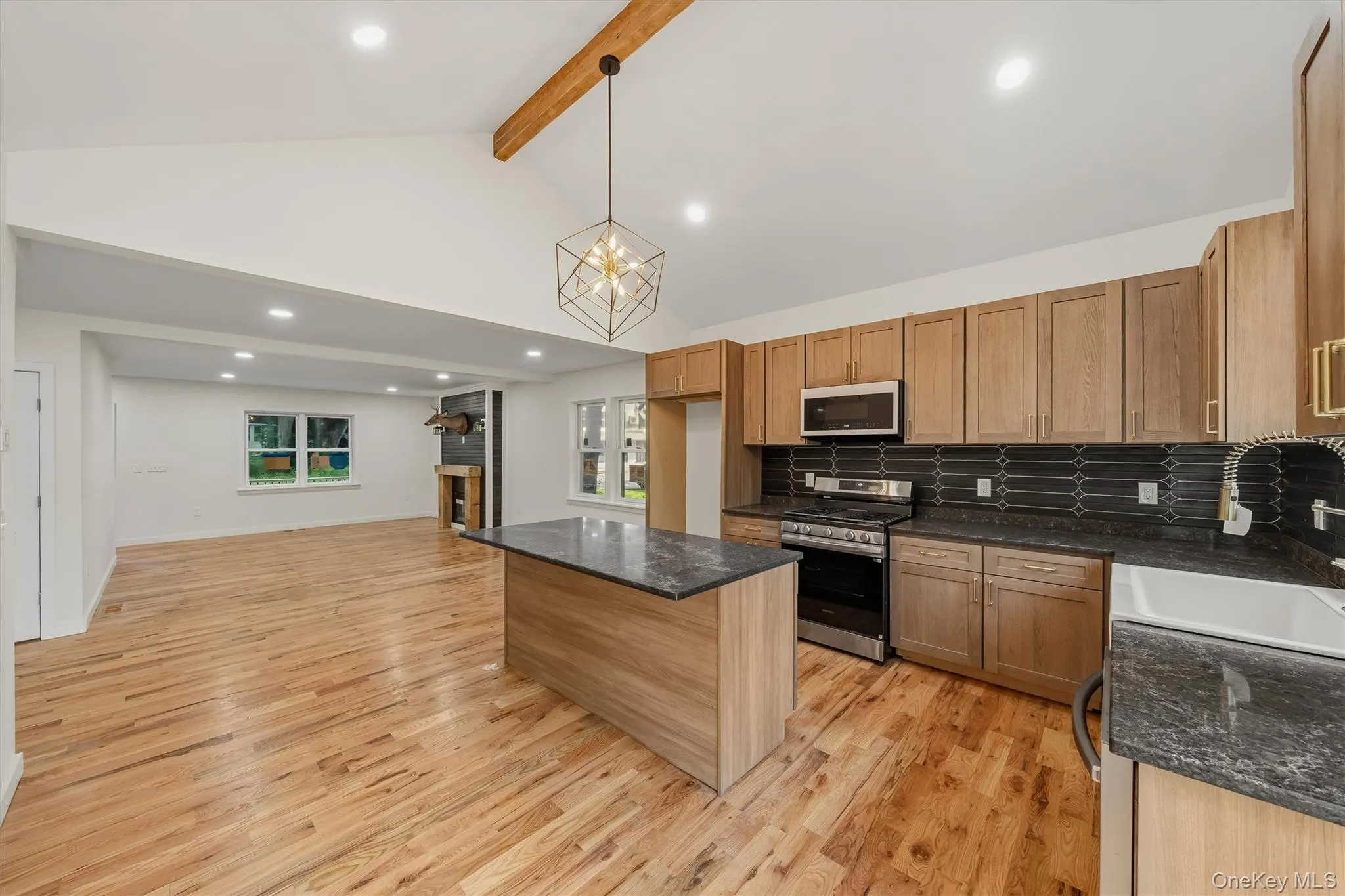 45 Main Street, Deerpark, NY, 3 Bedrooms Bedrooms, 2 Rooms Rooms,2 BathroomsBathrooms,Residential,For Rent,Main,0,1044859 45 Main Street, Deerpark, NY, 3 Bedrooms Bedrooms, 2 Rooms Rooms,2 BathroomsBathrooms,Residential,For Rent,Main,0,1044859