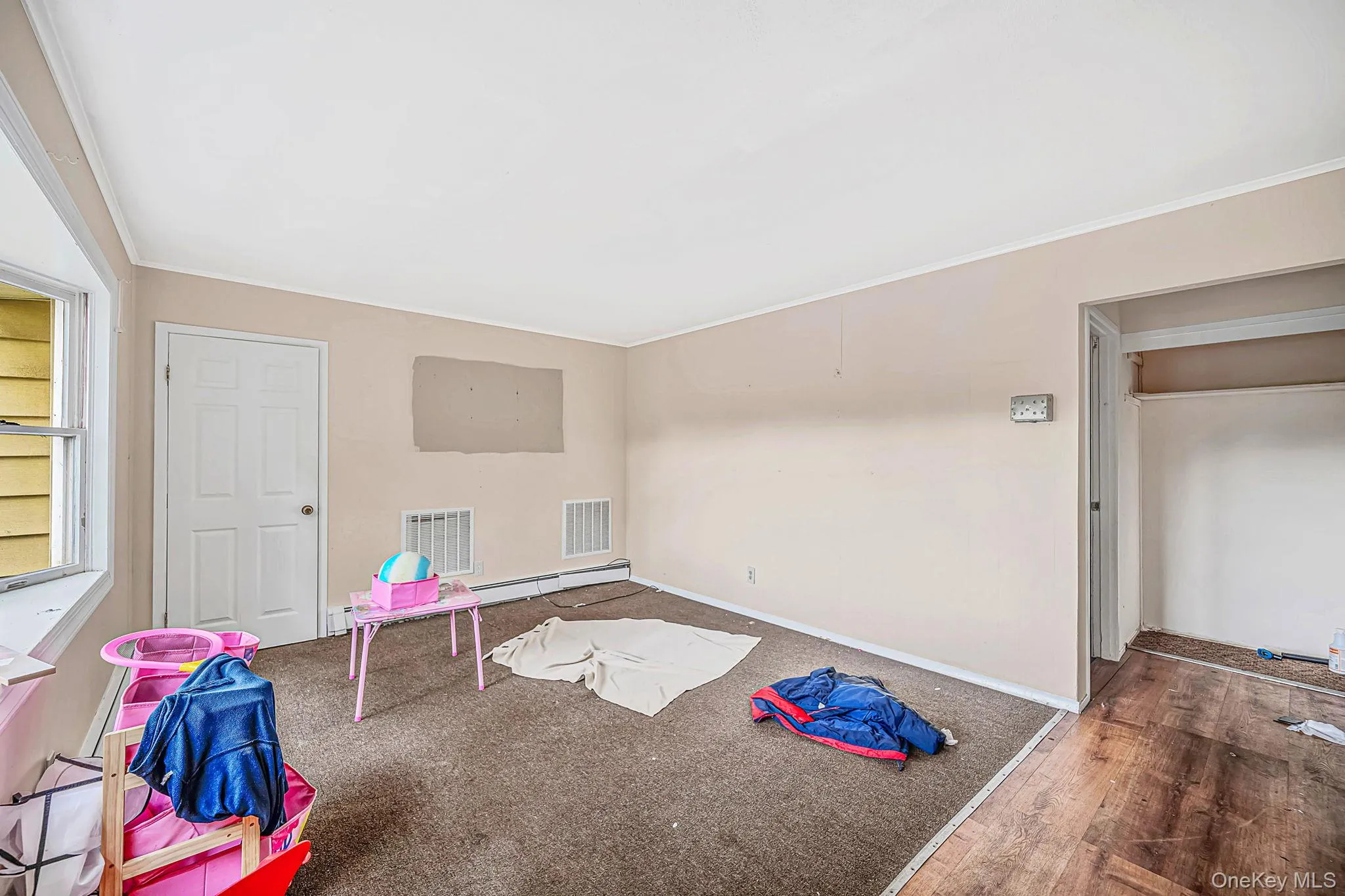 440 Clayton Street, Islip, NY, 4 Bedrooms Bedrooms, 7 Rooms Rooms,1 BathroomBathrooms,Residential,For Rent,Clayton,0,1044862 440 Clayton Street, Islip, NY, 4 Bedrooms Bedrooms, 7 Rooms Rooms,1 BathroomBathrooms,Residential,For Rent,Clayton,0,1044862