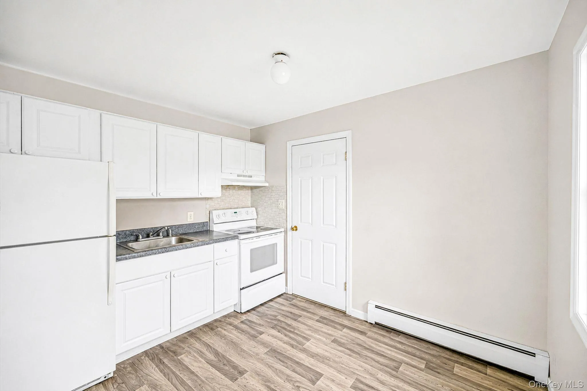 440 Clayton Street, Islip, NY, 4 Bedrooms Bedrooms, 7 Rooms Rooms,1 BathroomBathrooms,Residential,For Rent,Clayton,0,1044862 440 Clayton Street, Islip, NY, 4 Bedrooms Bedrooms, 7 Rooms Rooms,1 BathroomBathrooms,Residential,For Rent,Clayton,0,1044862