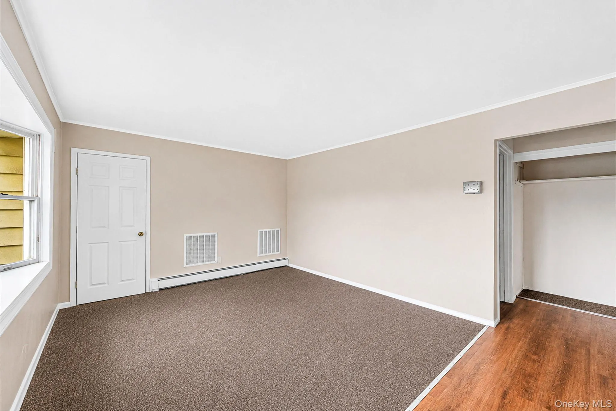 440 Clayton Street, Islip, NY, 4 Bedrooms Bedrooms, 7 Rooms Rooms,1 BathroomBathrooms,Residential,For Rent,Clayton,0,1044862 440 Clayton Street, Islip, NY, 4 Bedrooms Bedrooms, 7 Rooms Rooms,1 BathroomBathrooms,Residential,For Rent,Clayton,0,1044862