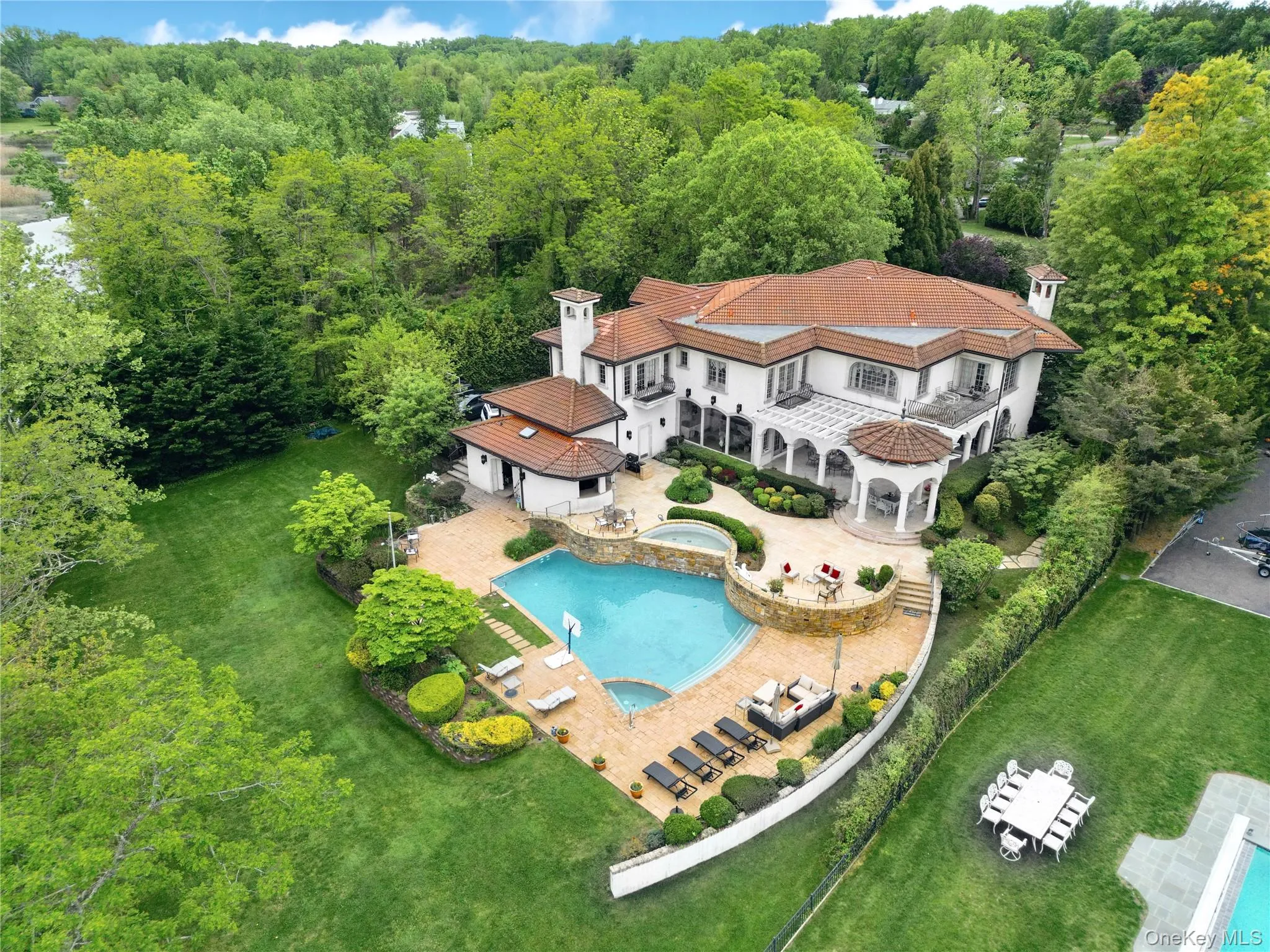 17 Split Rock Drive, North Hempstead, NY, 8 Bedrooms Bedrooms, 18 Rooms Rooms,8 BathroomsBathrooms,Residential,For Rent,Split Rock,0,1044865 17 Split Rock Drive, North Hempstead, NY, 8 Bedrooms Bedrooms, 18 Rooms Rooms,8 BathroomsBathrooms,Residential,For Rent,Split Rock,0,1044865