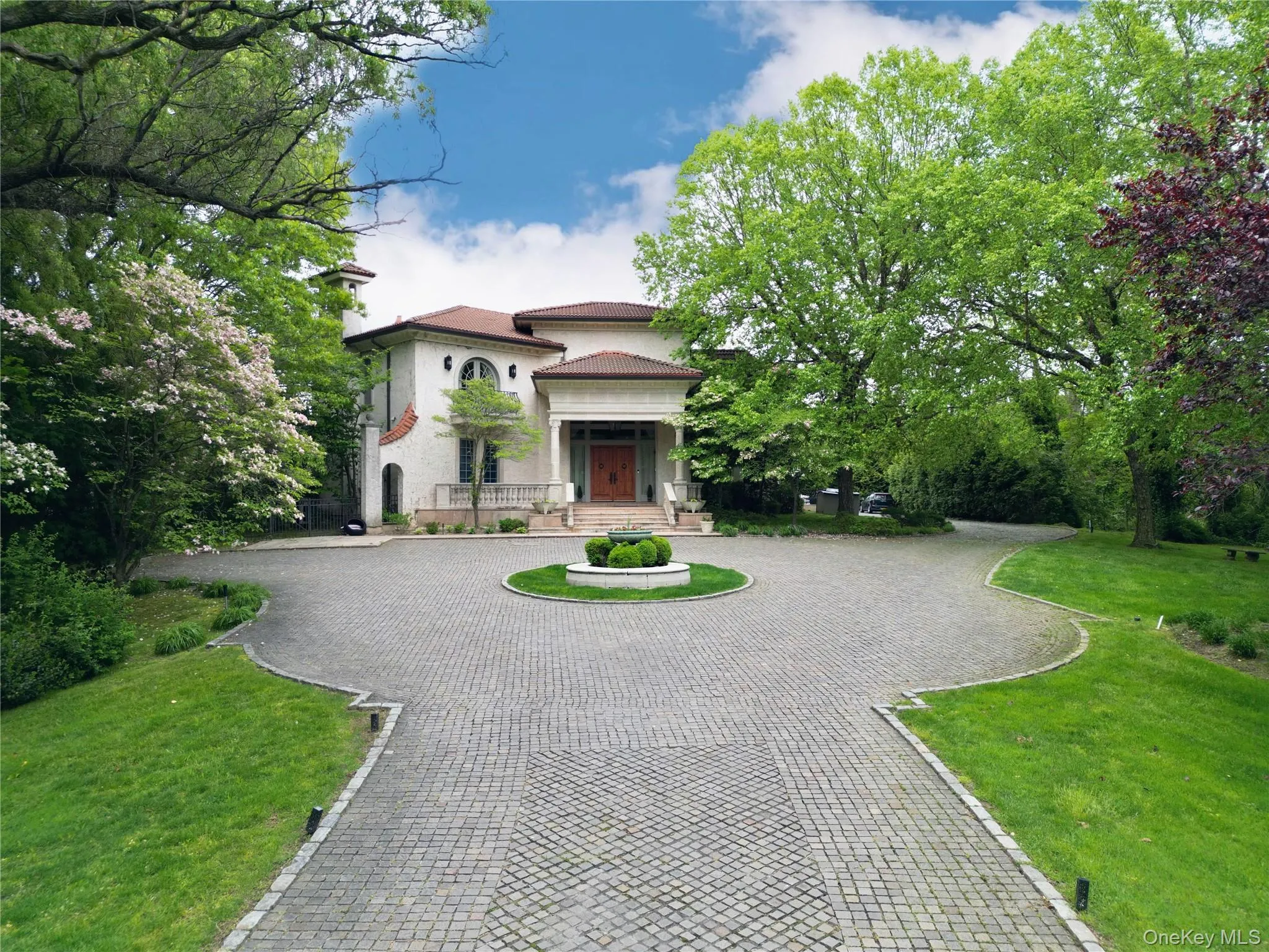 17 Split Rock Drive, North Hempstead, NY, 8 Bedrooms Bedrooms, 18 Rooms Rooms,8 BathroomsBathrooms,Residential,For Rent,Split Rock,0,1044865 17 Split Rock Drive, North Hempstead, NY, 8 Bedrooms Bedrooms, 18 Rooms Rooms,8 BathroomsBathrooms,Residential,For Rent,Split Rock,0,1044865
