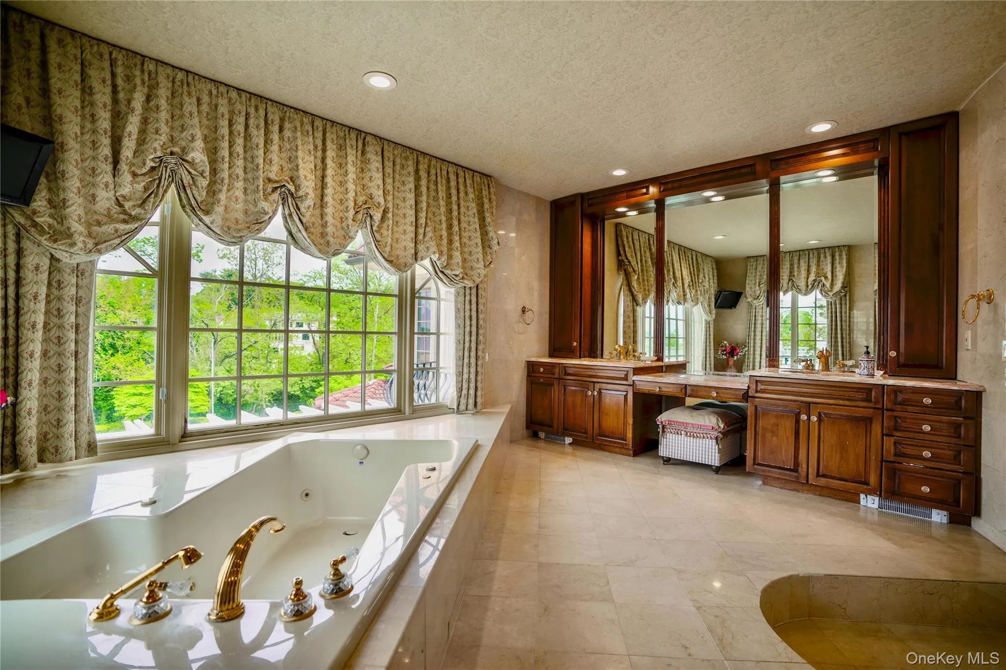 17 Split Rock Drive, North Hempstead, NY, 8 Bedrooms Bedrooms, 18 Rooms Rooms,8 BathroomsBathrooms,Residential,For Rent,Split Rock,0,1044865 17 Split Rock Drive, North Hempstead, NY, 8 Bedrooms Bedrooms, 18 Rooms Rooms,8 BathroomsBathrooms,Residential,For Rent,Split Rock,0,1044865