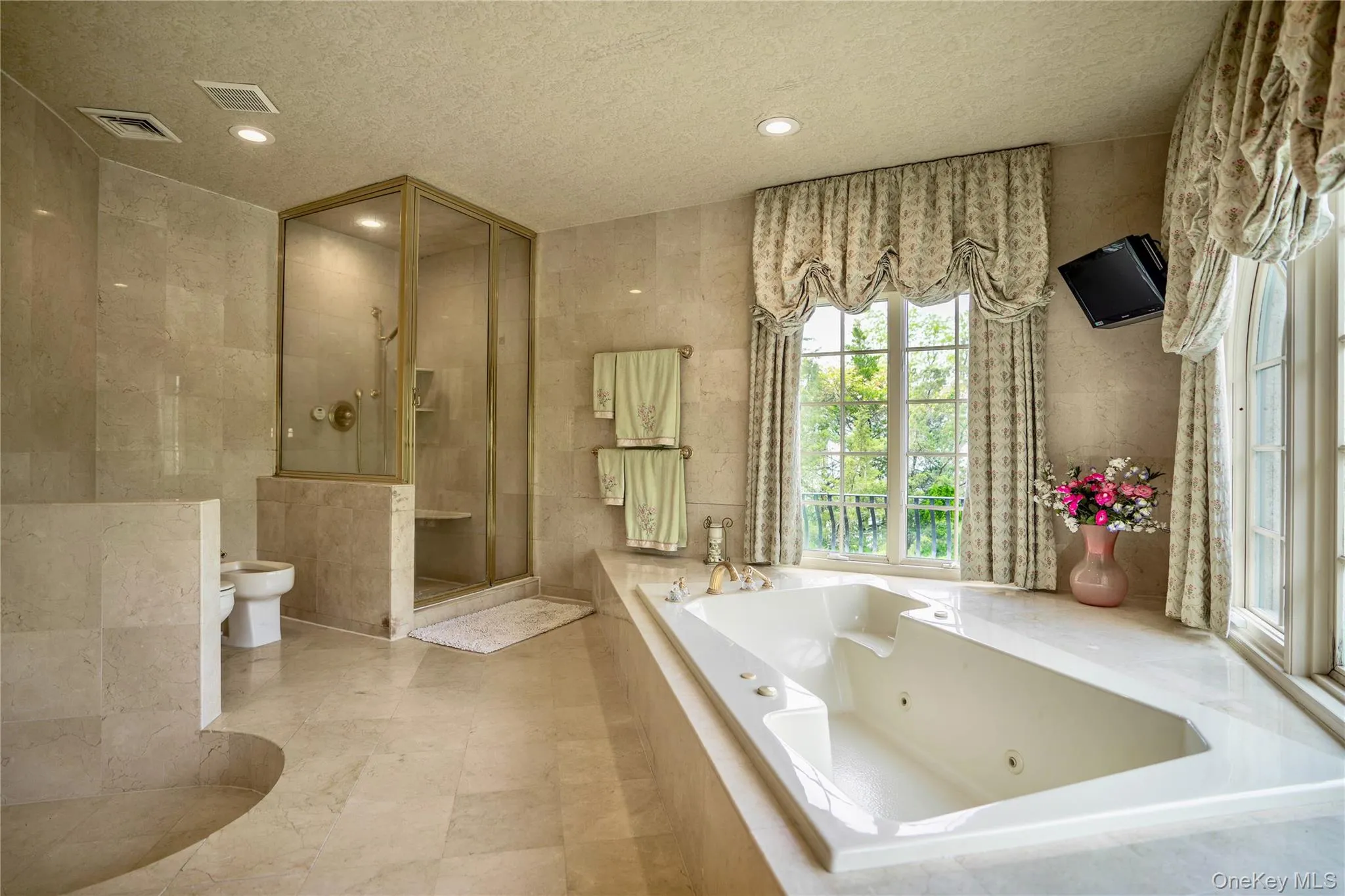 17 Split Rock Drive, North Hempstead, NY, 8 Bedrooms Bedrooms, 18 Rooms Rooms,8 BathroomsBathrooms,Residential,For Rent,Split Rock,0,1044865 17 Split Rock Drive, North Hempstead, NY, 8 Bedrooms Bedrooms, 18 Rooms Rooms,8 BathroomsBathrooms,Residential,For Rent,Split Rock,0,1044865