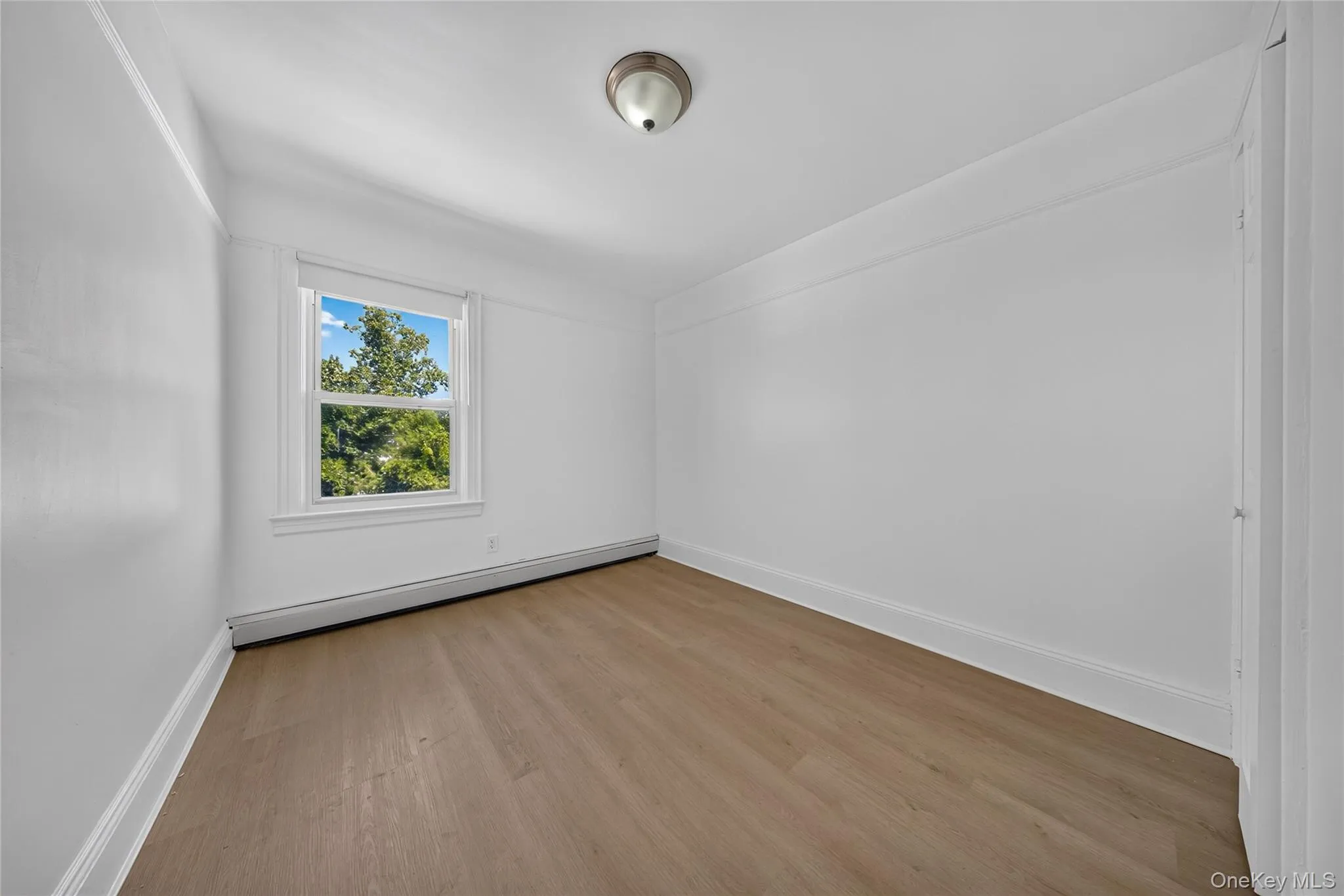 153-39 60th Avenue, New York, NY, 3 Bedrooms Bedrooms, 6 Rooms Rooms,2 BathroomsBathrooms,Residential,For Rent,60th,0,1044866 153-39 60th Avenue, New York, NY, 3 Bedrooms Bedrooms, 6 Rooms Rooms,2 BathroomsBathrooms,Residential,For Rent,60th,0,1044866