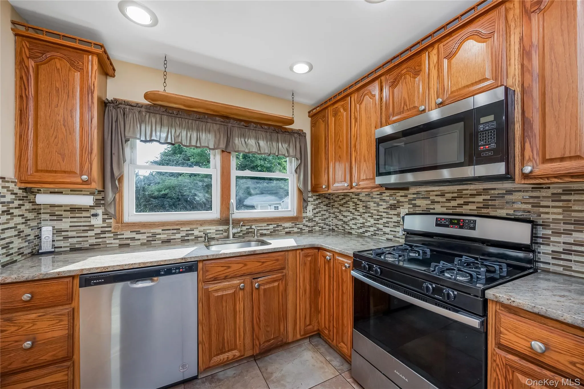 874 Alan Drive, Hempstead, NY, 3 Bedrooms Bedrooms, 5 Rooms Rooms,1 BathroomBathrooms,Residential,For Rent,Alan,0,1044868 874 Alan Drive, Hempstead, NY, 3 Bedrooms Bedrooms, 5 Rooms Rooms,1 BathroomBathrooms,Residential,For Rent,Alan,0,1044868