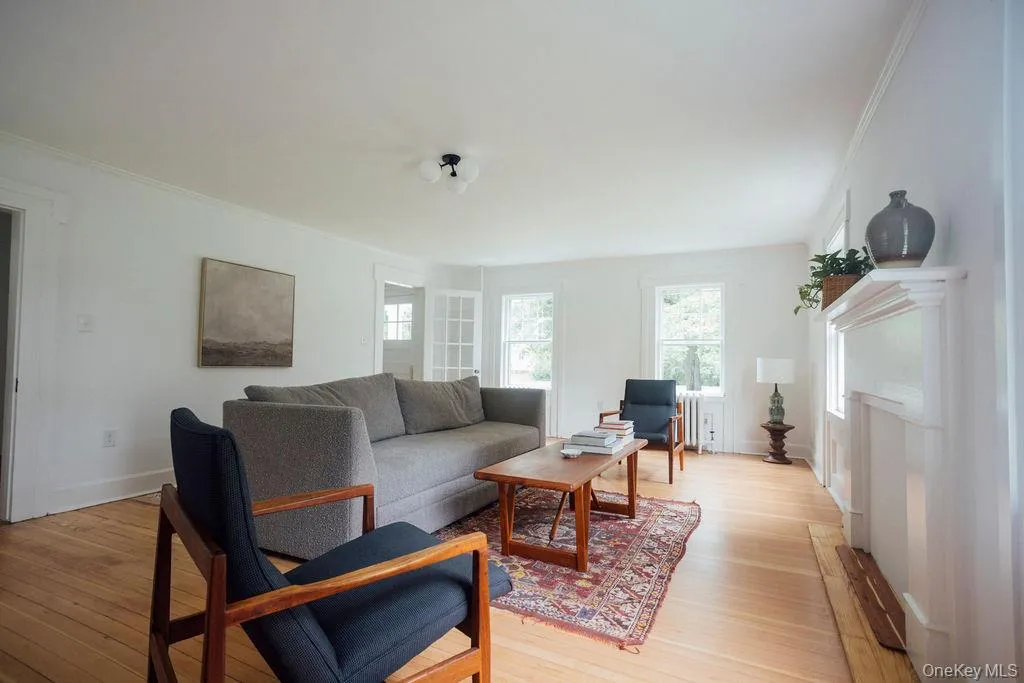 40 Broad Street, Kinderhook, NY, 3 Bedrooms Bedrooms, 10 Rooms Rooms,2 BathroomsBathrooms,Residential,For Rent,Broad,0,1044870 40 Broad Street, Kinderhook, NY, 3 Bedrooms Bedrooms, 10 Rooms Rooms,2 BathroomsBathrooms,Residential,For Rent,Broad,0,1044870