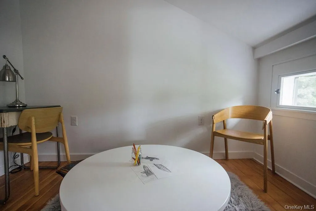 40 Broad Street, Kinderhook, NY, 3 Bedrooms Bedrooms, 10 Rooms Rooms,2 BathroomsBathrooms,Residential,For Rent,Broad,0,1044870 40 Broad Street, Kinderhook, NY, 3 Bedrooms Bedrooms, 10 Rooms Rooms,2 BathroomsBathrooms,Residential,For Rent,Broad,0,1044870
