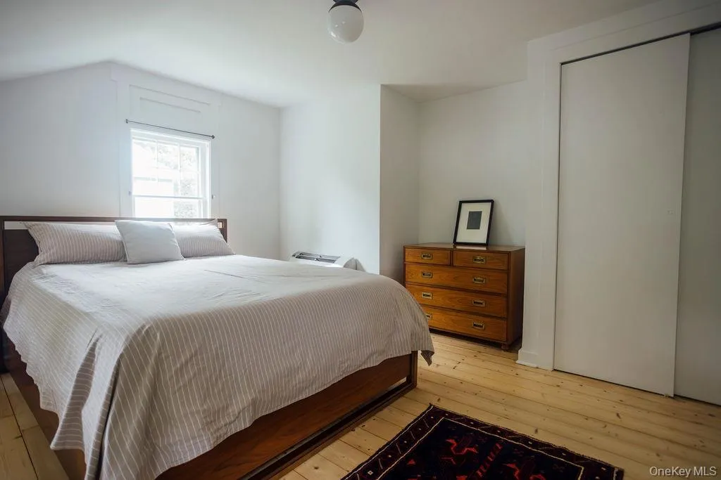 40 Broad Street, Kinderhook, NY, 3 Bedrooms Bedrooms, 10 Rooms Rooms,2 BathroomsBathrooms,Residential,For Rent,Broad,0,1044870 40 Broad Street, Kinderhook, NY, 3 Bedrooms Bedrooms, 10 Rooms Rooms,2 BathroomsBathrooms,Residential,For Rent,Broad,0,1044870