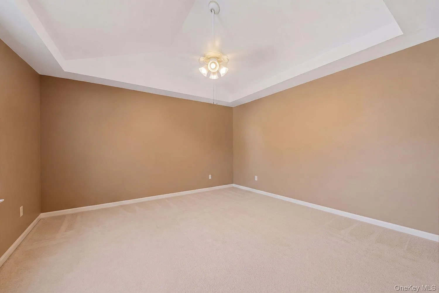 8 Halewood Drive, Brookhaven, NY, 3 Bedrooms Bedrooms, 6 Rooms Rooms,2 BathroomsBathrooms,Residential,For Rent,Halewood,0,1044873 8 Halewood Drive, Brookhaven, NY, 3 Bedrooms Bedrooms, 6 Rooms Rooms,2 BathroomsBathrooms,Residential,For Rent,Halewood,0,1044873