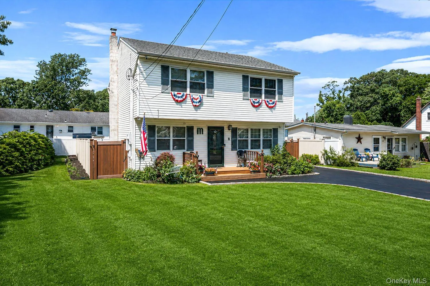 8 Halewood Drive, Brookhaven, NY, 3 Bedrooms Bedrooms, 6 Rooms Rooms,2 BathroomsBathrooms,Residential,For Rent,Halewood,0,1044873 8 Halewood Drive, Brookhaven, NY, 3 Bedrooms Bedrooms, 6 Rooms Rooms,2 BathroomsBathrooms,Residential,For Rent,Halewood,0,1044873