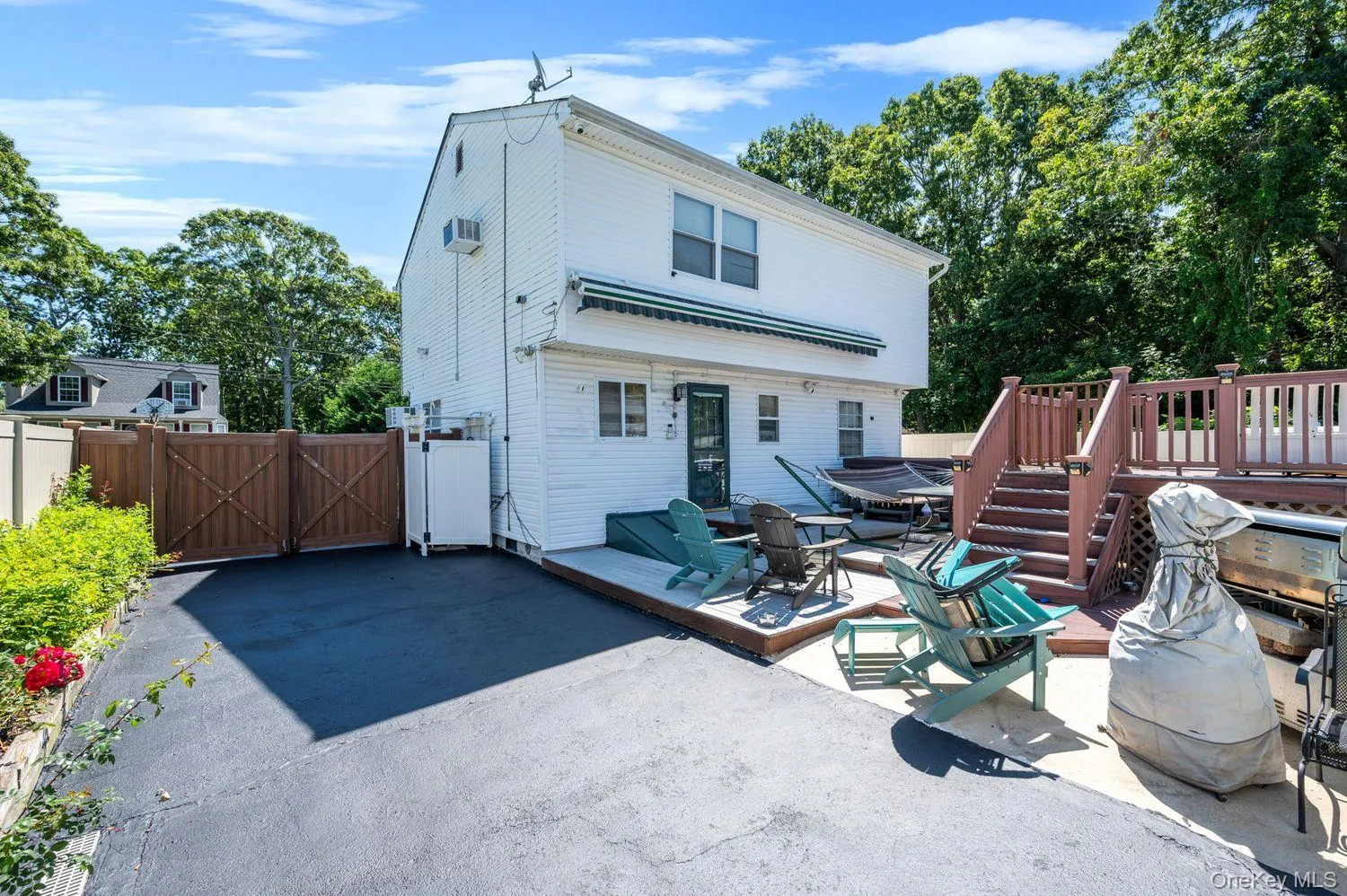 8 Halewood Drive, Brookhaven, NY, 3 Bedrooms Bedrooms, 6 Rooms Rooms,2 BathroomsBathrooms,Residential,For Rent,Halewood,0,1044873 8 Halewood Drive, Brookhaven, NY, 3 Bedrooms Bedrooms, 6 Rooms Rooms,2 BathroomsBathrooms,Residential,For Rent,Halewood,0,1044873