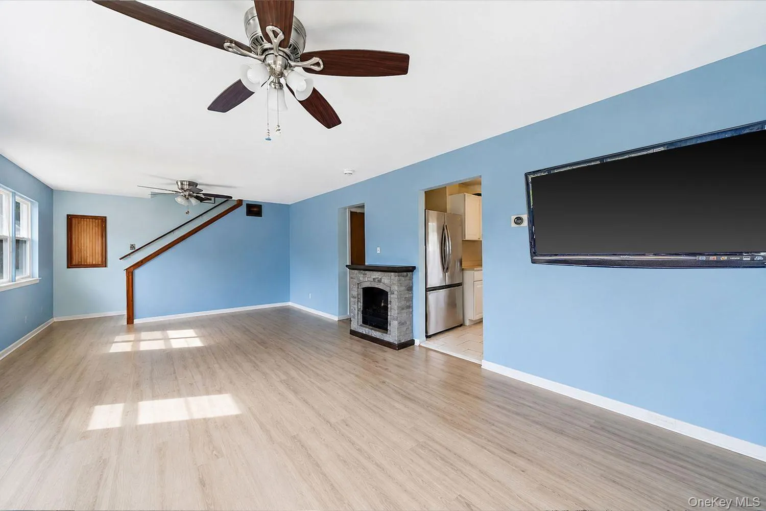 8 Halewood Drive, Brookhaven, NY, 3 Bedrooms Bedrooms, 6 Rooms Rooms,2 BathroomsBathrooms,Residential,For Rent,Halewood,0,1044873 8 Halewood Drive, Brookhaven, NY, 3 Bedrooms Bedrooms, 6 Rooms Rooms,2 BathroomsBathrooms,Residential,For Rent,Halewood,0,1044873