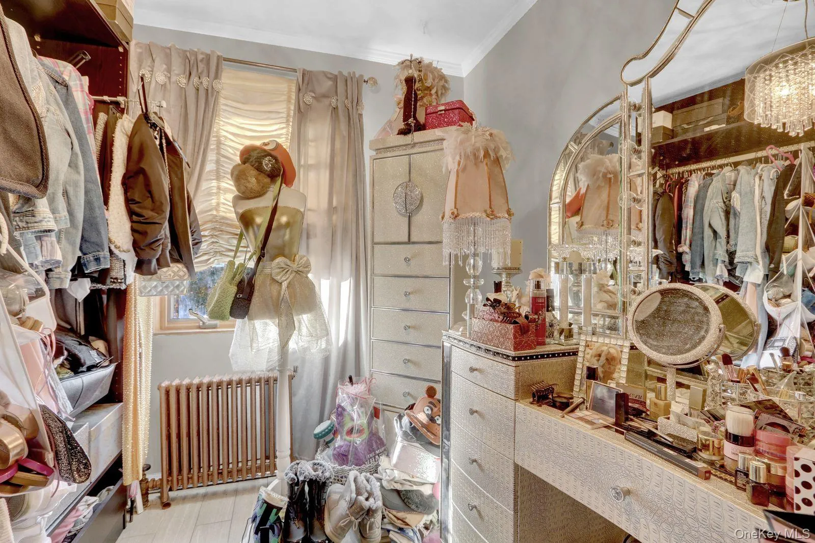 60-23 77th Place, New York, NY, 3 Bedrooms Bedrooms, 7 Rooms Rooms,1 BathroomBathrooms,Residential,For Rent,77th,0,1044875 60-23 77th Place, New York, NY, 3 Bedrooms Bedrooms, 7 Rooms Rooms,1 BathroomBathrooms,Residential,For Rent,77th,0,1044875