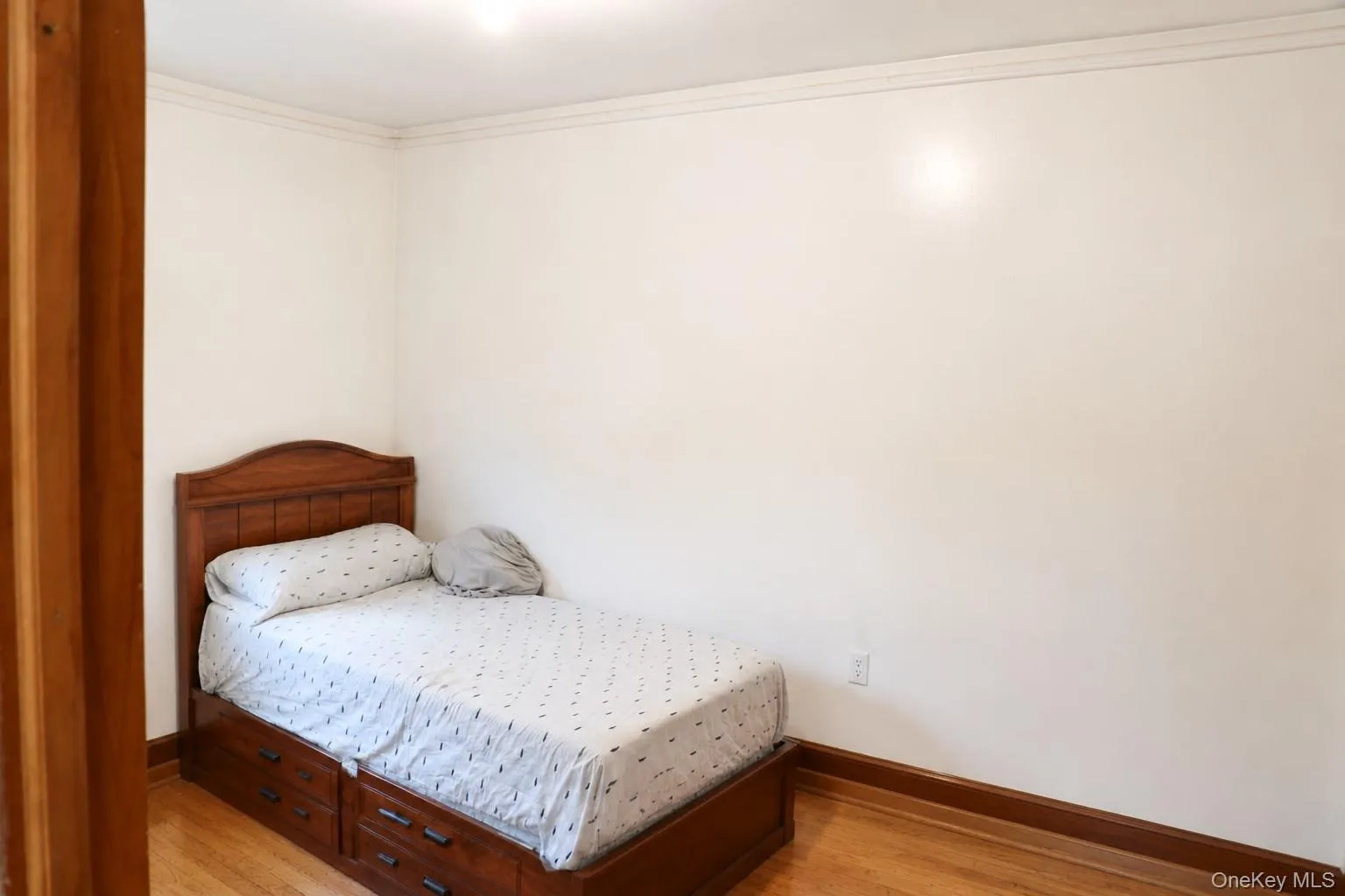 37 Island Avenue, Islip, NY, 5 Bedrooms Bedrooms, 10 Rooms Rooms,2 BathroomsBathrooms,Residential,For Rent,Island,0,1044876 37 Island Avenue, Islip, NY, 5 Bedrooms Bedrooms, 10 Rooms Rooms,2 BathroomsBathrooms,Residential,For Rent,Island,0,1044876