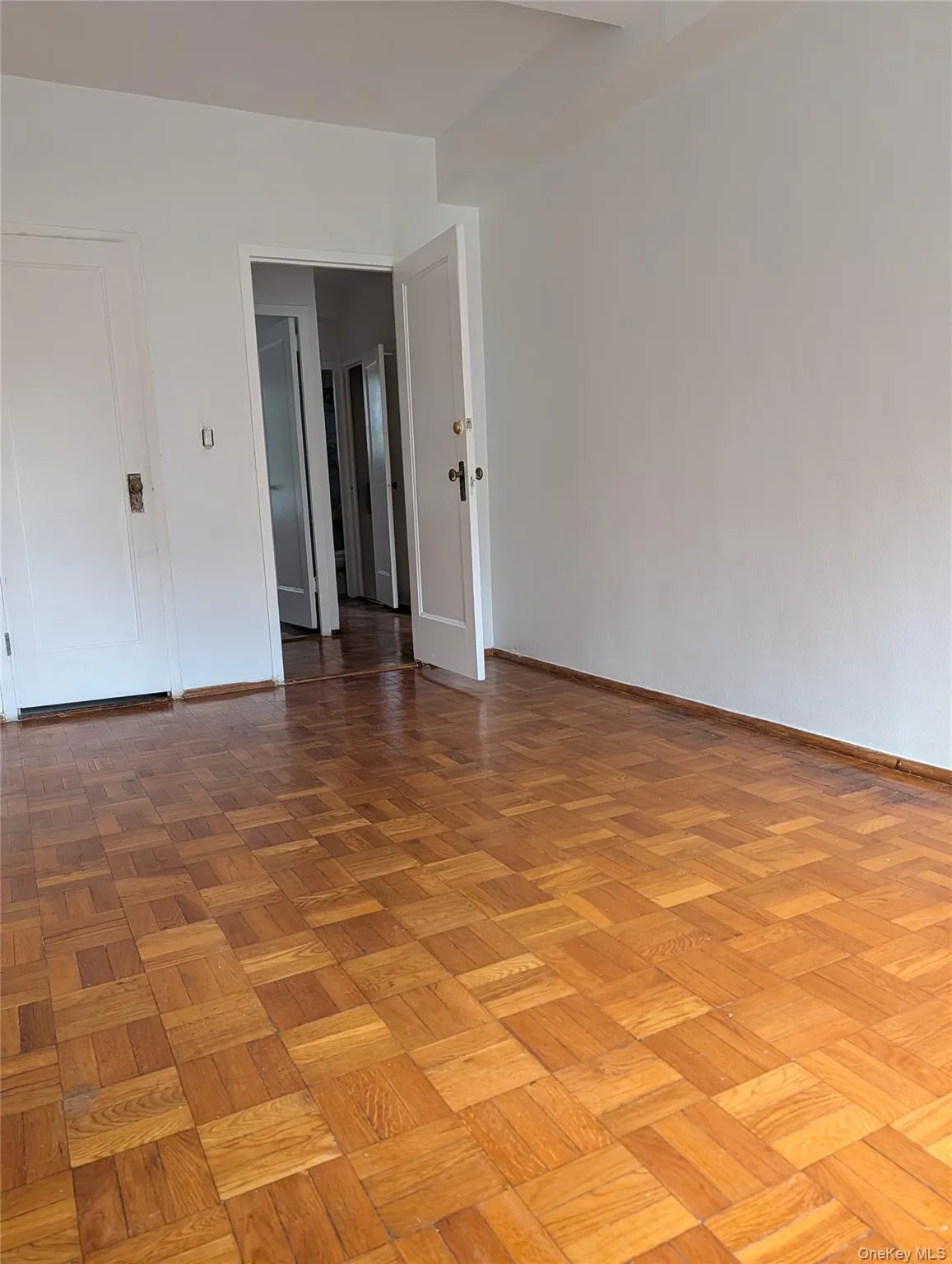 1380 Virginia Avenue, New York, NY, 3 Bedrooms Bedrooms, 5 Rooms Rooms,1 BathroomBathrooms,Residential Lease,For Rent,Virginia,0,1044879 1380 Virginia Avenue, New York, NY, 3 Bedrooms Bedrooms, 5 Rooms Rooms,1 BathroomBathrooms,Residential Lease,For Rent,Virginia,0,1044879