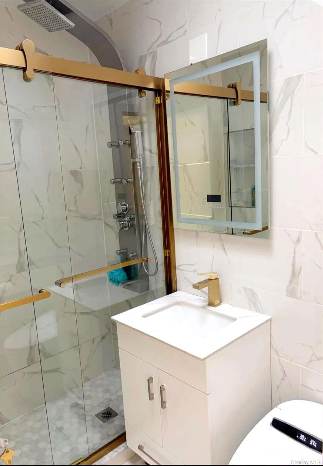 108-23 64th Avenue, New York, NY, 2 Bedrooms Bedrooms, 4 Rooms Rooms,1 BathroomBathrooms,Residential Lease,For Rent,64th,0,1044885 108-23 64th Avenue, New York, NY, 2 Bedrooms Bedrooms, 4 Rooms Rooms,1 BathroomBathrooms,Residential Lease,For Rent,64th,0,1044885