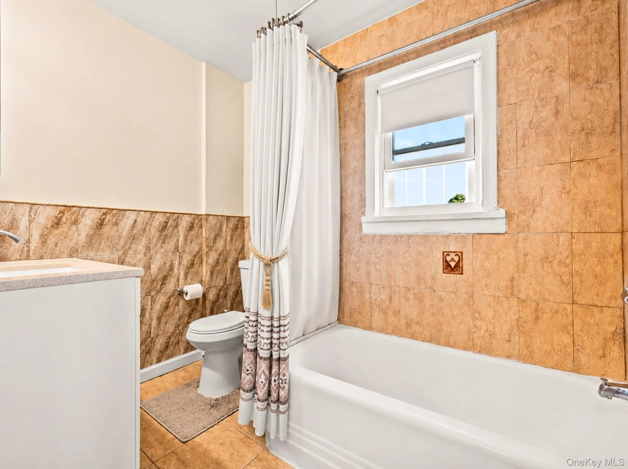 89-53 218th Place, New York, NY, 3 Bedrooms Bedrooms, 6 Rooms Rooms,1 BathroomBathrooms,Residential,For Rent,218th,0,1044887 89-53 218th Place, New York, NY, 3 Bedrooms Bedrooms, 6 Rooms Rooms,1 BathroomBathrooms,Residential,For Rent,218th,0,1044887
