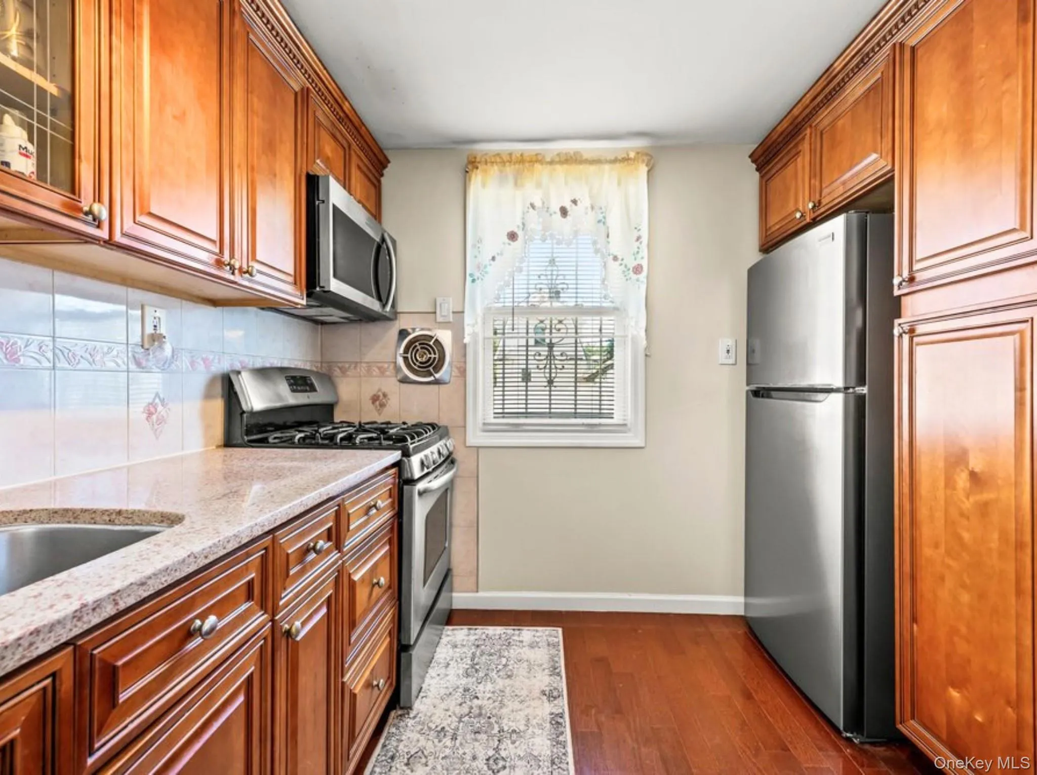 89-53 218th Place, New York, NY, 3 Bedrooms Bedrooms, 6 Rooms Rooms,1 BathroomBathrooms,Residential,For Rent,218th,0,1044887 89-53 218th Place, New York, NY, 3 Bedrooms Bedrooms, 6 Rooms Rooms,1 BathroomBathrooms,Residential,For Rent,218th,0,1044887