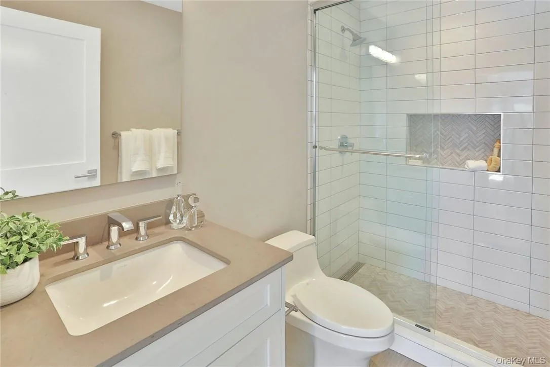 470 Main Street, North Castle, NY, 2 Bedrooms Bedrooms, 4 Rooms Rooms,2 BathroomsBathrooms,Residential Lease,For Rent,Main,0,1044890 470 Main Street, North Castle, NY, 2 Bedrooms Bedrooms, 4 Rooms Rooms,2 BathroomsBathrooms,Residential Lease,For Rent,Main,0,1044890