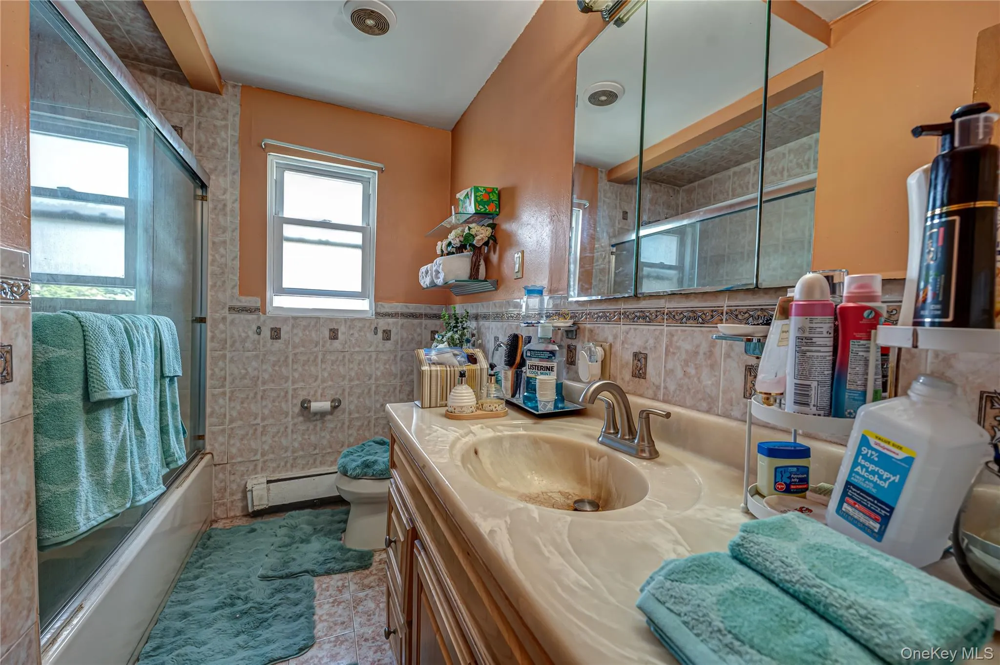 19 South Lane, Huntington, NY, 4 Bedrooms Bedrooms, 7 Rooms Rooms,2 BathroomsBathrooms,Residential,For Rent,South,0,1044891 19 South Lane, Huntington, NY, 4 Bedrooms Bedrooms, 7 Rooms Rooms,2 BathroomsBathrooms,Residential,For Rent,South,0,1044891