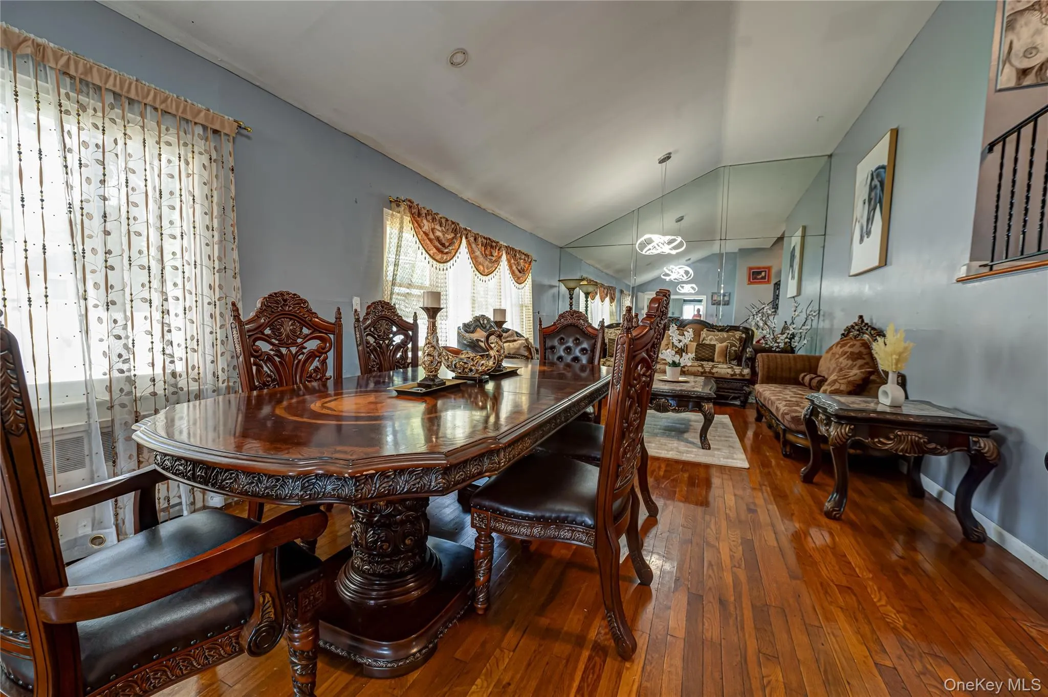 19 South Lane, Huntington, NY, 4 Bedrooms Bedrooms, 7 Rooms Rooms,2 BathroomsBathrooms,Residential,For Rent,South,0,1044891 19 South Lane, Huntington, NY, 4 Bedrooms Bedrooms, 7 Rooms Rooms,2 BathroomsBathrooms,Residential,For Rent,South,0,1044891