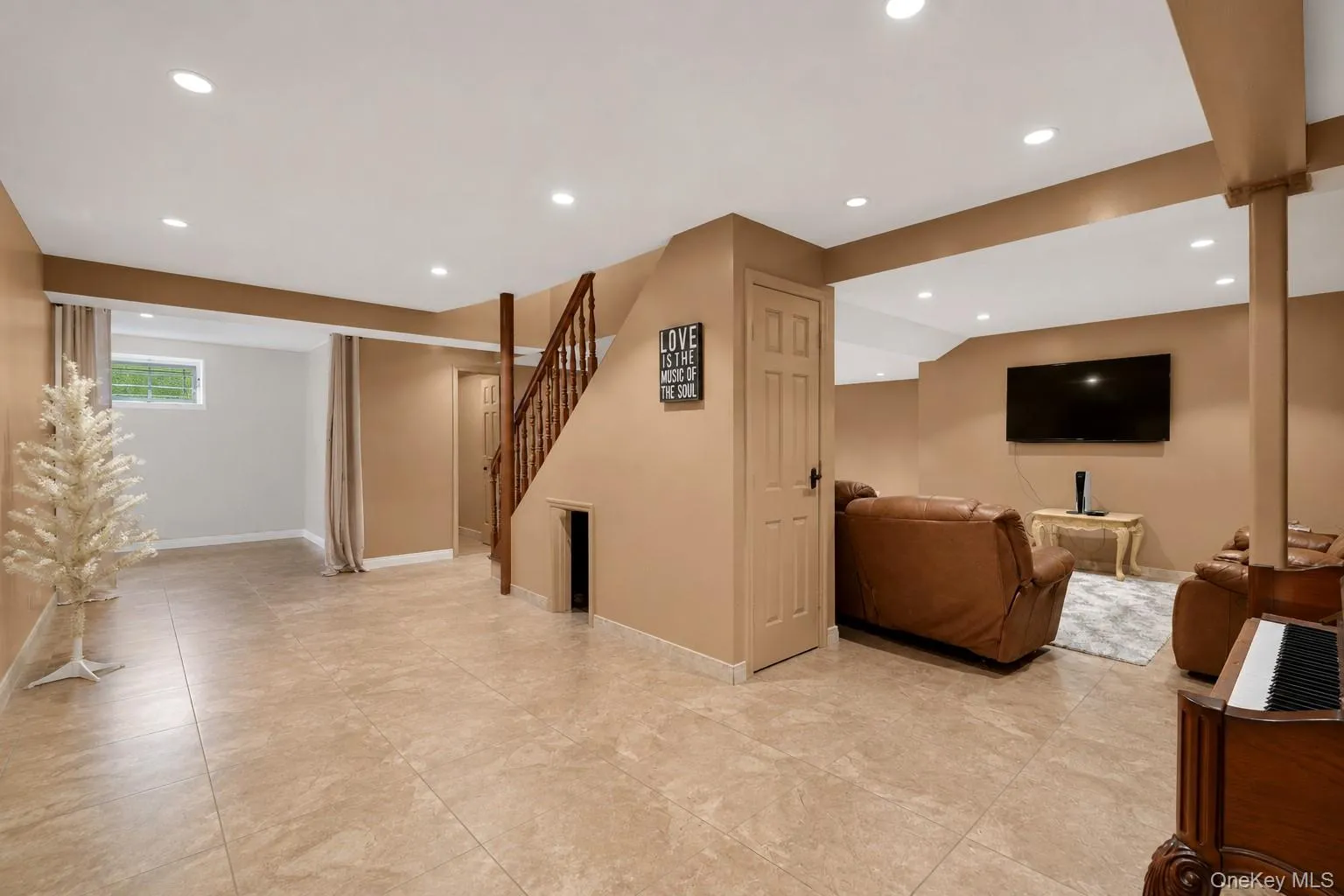 158-41 91st Street, New York, NY, 5 Bedrooms Bedrooms, 10 Rooms Rooms,2 BathroomsBathrooms,Residential,For Rent,91st,0,1044894 158-41 91st Street, New York, NY, 5 Bedrooms Bedrooms, 10 Rooms Rooms,2 BathroomsBathrooms,Residential,For Rent,91st,0,1044894