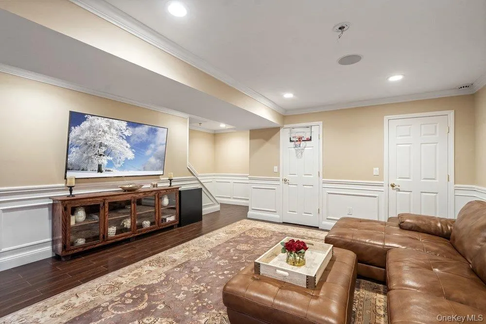 1 Fairway Drive, Oyster Bay, NY, 4 Bedrooms Bedrooms, 8 Rooms Rooms,3 BathroomsBathrooms,Residential,For Rent,Fairway,0,1044896 1 Fairway Drive, Oyster Bay, NY, 4 Bedrooms Bedrooms, 8 Rooms Rooms,3 BathroomsBathrooms,Residential,For Rent,Fairway,0,1044896
