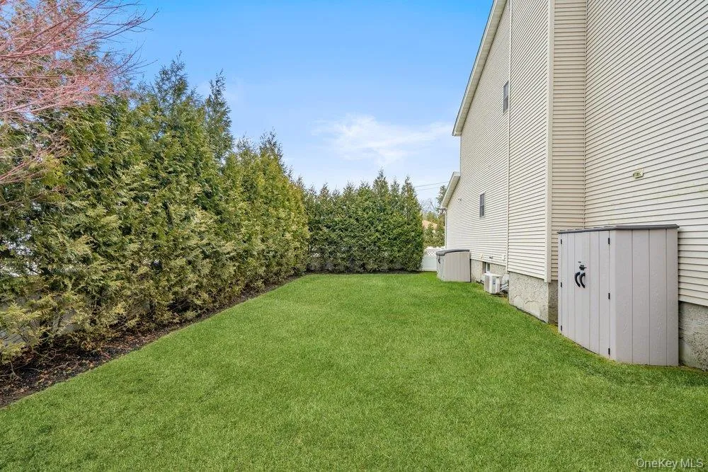 1 Fairway Drive, Oyster Bay, NY, 4 Bedrooms Bedrooms, 8 Rooms Rooms,3 BathroomsBathrooms,Residential,For Rent,Fairway,0,1044896 1 Fairway Drive, Oyster Bay, NY, 4 Bedrooms Bedrooms, 8 Rooms Rooms,3 BathroomsBathrooms,Residential,For Rent,Fairway,0,1044896