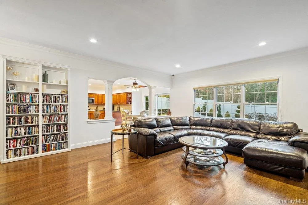 1 Fairway Drive, Oyster Bay, NY, 4 Bedrooms Bedrooms, 8 Rooms Rooms,3 BathroomsBathrooms,Residential,For Rent,Fairway,0,1044896 1 Fairway Drive, Oyster Bay, NY, 4 Bedrooms Bedrooms, 8 Rooms Rooms,3 BathroomsBathrooms,Residential,For Rent,Fairway,0,1044896