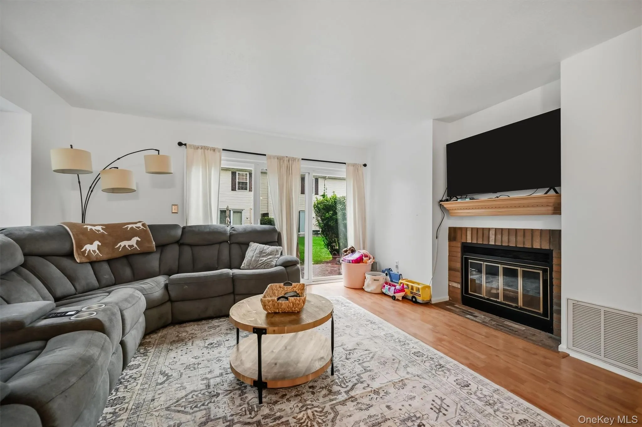 1 Goldsmith Court, Blooming Grove, NY, 2 Bedrooms Bedrooms, 4 Rooms Rooms,2 BathroomsBathrooms,Residential,For Rent,Goldsmith,0,1044898 1 Goldsmith Court, Blooming Grove, NY, 2 Bedrooms Bedrooms, 4 Rooms Rooms,2 BathroomsBathrooms,Residential,For Rent,Goldsmith,0,1044898