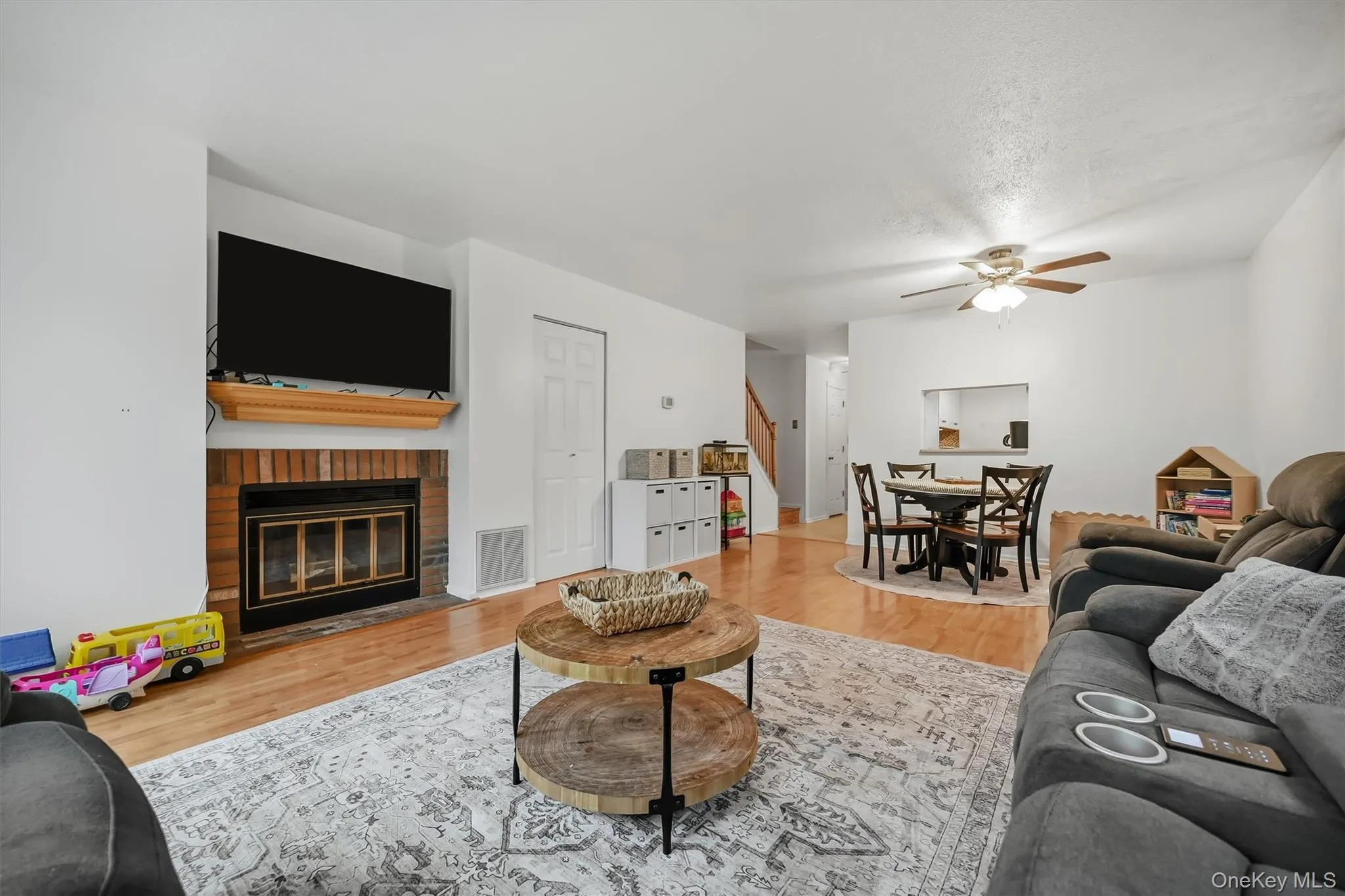 1 Goldsmith Court, Blooming Grove, NY, 2 Bedrooms Bedrooms, 4 Rooms Rooms,2 BathroomsBathrooms,Residential,For Rent,Goldsmith,0,1044898 1 Goldsmith Court, Blooming Grove, NY, 2 Bedrooms Bedrooms, 4 Rooms Rooms,2 BathroomsBathrooms,Residential,For Rent,Goldsmith,0,1044898