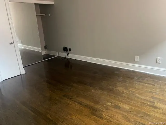 142 Mcglynn Place, Hempstead, NY, 1 Bedroom Bedrooms, 3 Rooms Rooms,1 BathroomBathrooms,Residential Lease,For Rent,Mcglynn,0,1044899 142 Mcglynn Place, Hempstead, NY, 1 Bedroom Bedrooms, 3 Rooms Rooms,1 BathroomBathrooms,Residential Lease,For Rent,Mcglynn,0,1044899