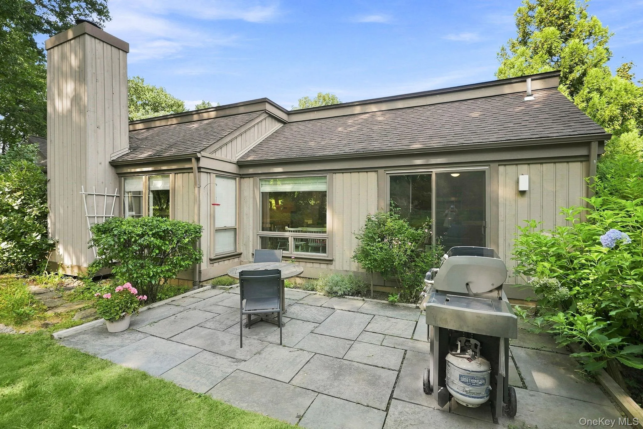 370 Heritage Hills, Somers, NY, 2 Bedrooms Bedrooms, 5 Rooms Rooms,2 BathroomsBathrooms,Residential,For Rent,Heritage,0,1044903 370 Heritage Hills, Somers, NY, 2 Bedrooms Bedrooms, 5 Rooms Rooms,2 BathroomsBathrooms,Residential,For Rent,Heritage,0,1044903