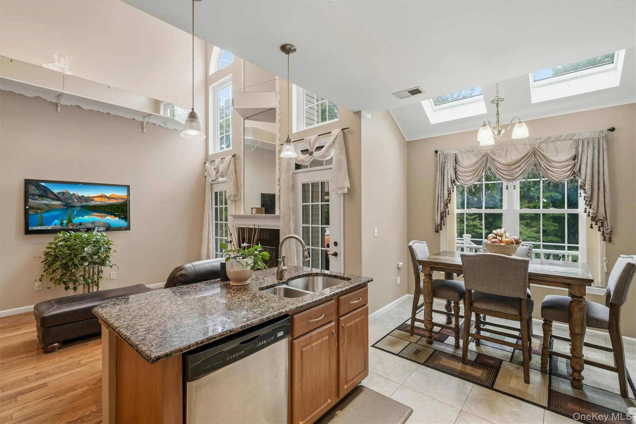 The kitchen and dining area. The kitchen and dining area.