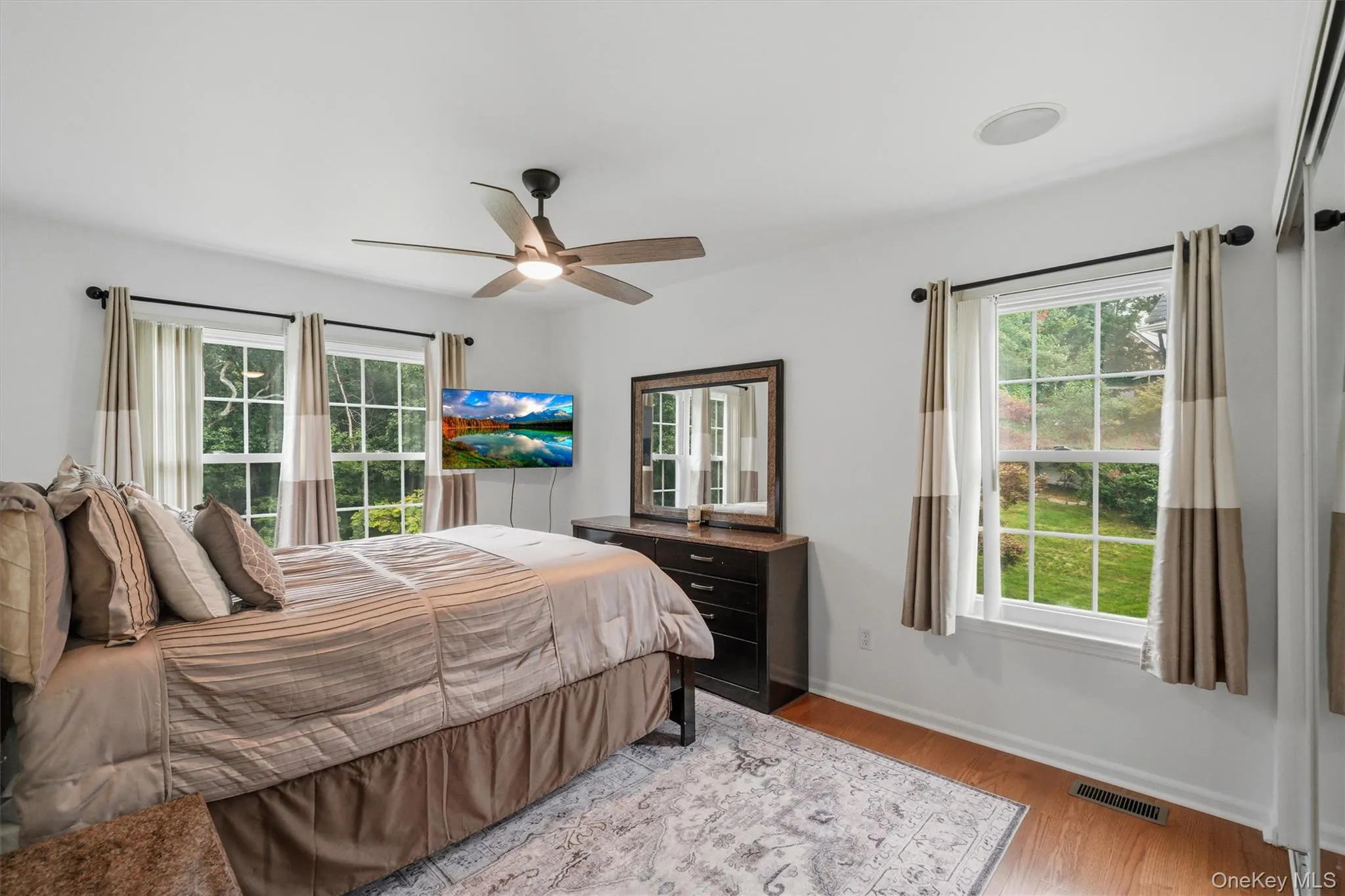 Large second bedroom. Large second bedroom.