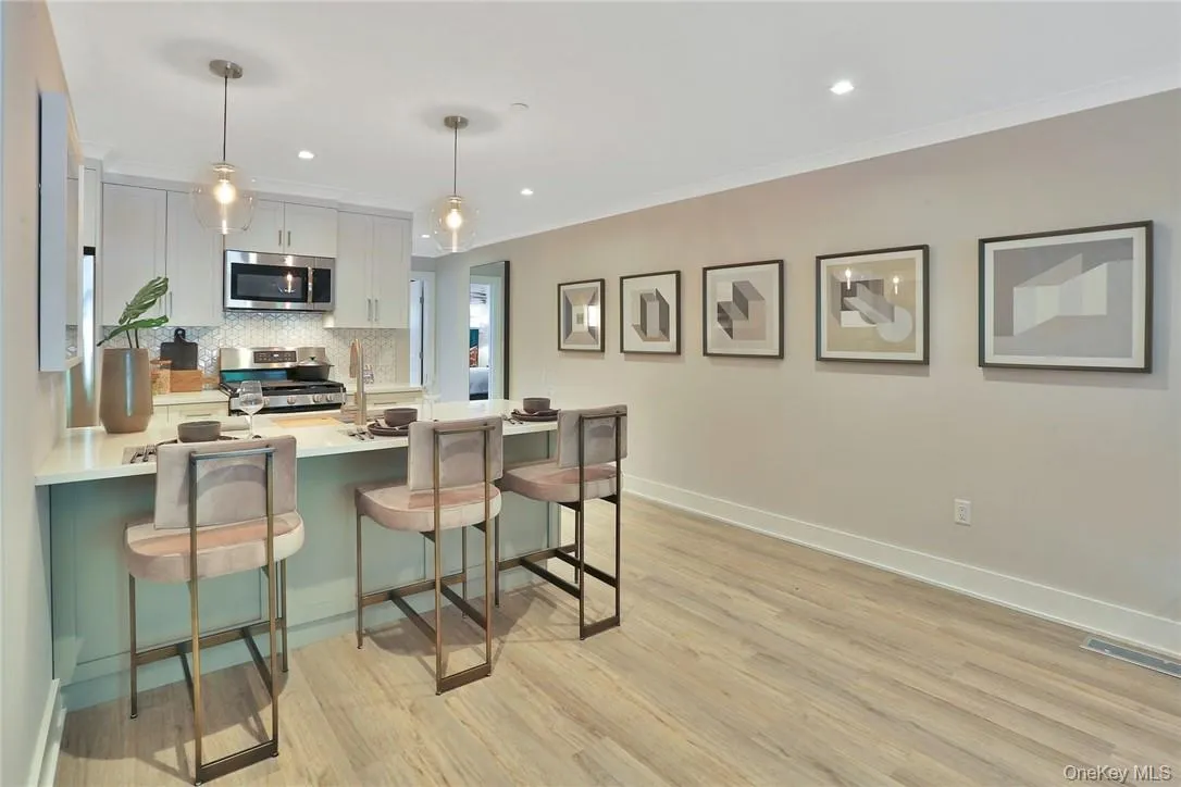 470 Main Street, North Castle, NY, 1 Bedroom Bedrooms, 3 Rooms Rooms,1 BathroomBathrooms,Residential Lease,For Rent,Main,0,1044906 470 Main Street, North Castle, NY, 1 Bedroom Bedrooms, 3 Rooms Rooms,1 BathroomBathrooms,Residential Lease,For Rent,Main,0,1044906