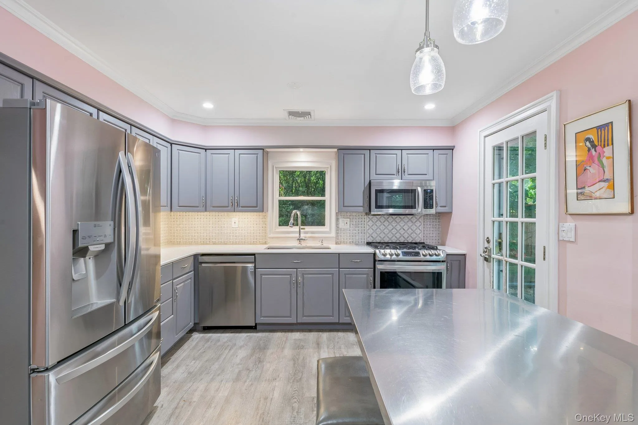 4 Beach Avenue, Huntington, NY, 3 Bedrooms Bedrooms, 7 Rooms Rooms,2 BathroomsBathrooms,Residential,For Rent,Beach,0,1044914 4 Beach Avenue, Huntington, NY, 3 Bedrooms Bedrooms, 7 Rooms Rooms,2 BathroomsBathrooms,Residential,For Rent,Beach,0,1044914