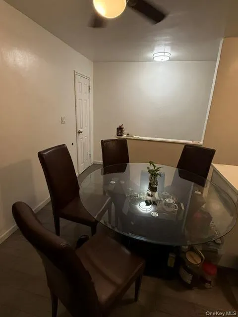 69-20 140th Street, New York, NY, 2 Bedrooms Bedrooms, 4 Rooms Rooms,1 BathroomBathrooms,Residential,For Rent,140th,0,1044916 69-20 140th Street, New York, NY, 2 Bedrooms Bedrooms, 4 Rooms Rooms,1 BathroomBathrooms,Residential,For Rent,140th,0,1044916