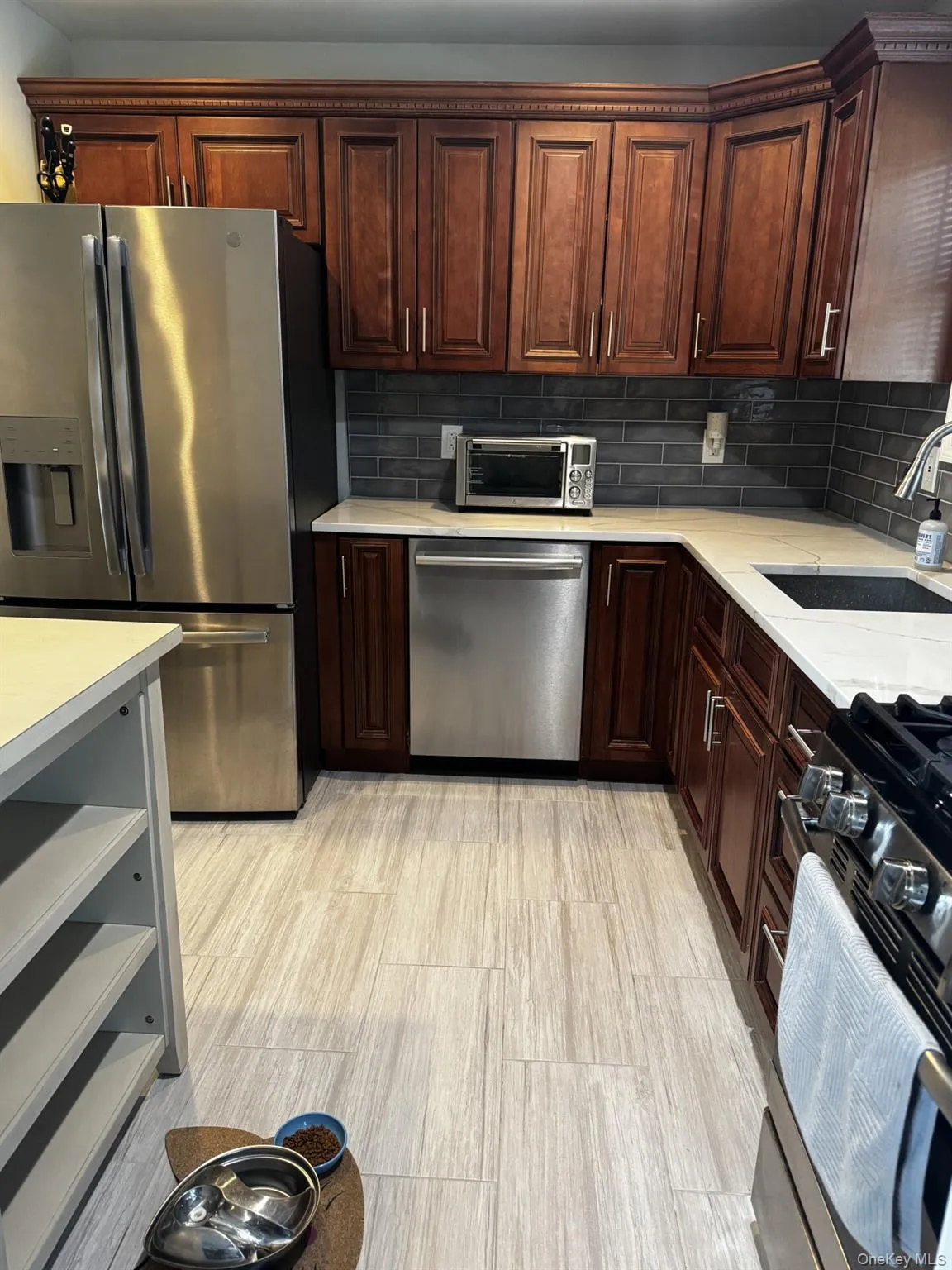 6 Russett Lane, Wappinger, NY, 5 Bedrooms Bedrooms, 13 Rooms Rooms,2 BathroomsBathrooms,Residential,For Rent,Russett,0,1044919 6 Russett Lane, Wappinger, NY, 5 Bedrooms Bedrooms, 13 Rooms Rooms,2 BathroomsBathrooms,Residential,For Rent,Russett,0,1044919