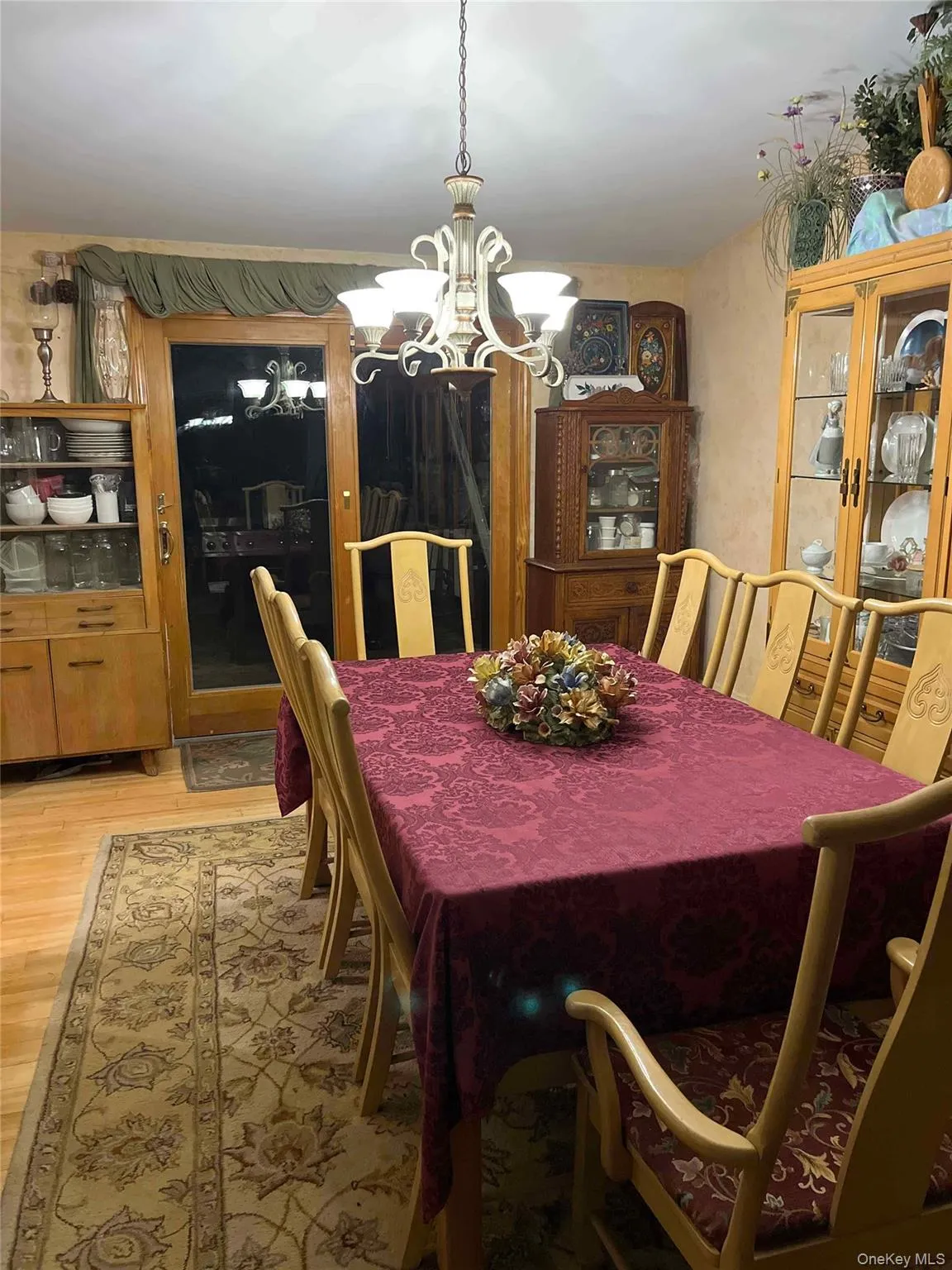 92 Linden Avenue, Ossining, NY, 3 Bedrooms Bedrooms, 8 Rooms Rooms,2 BathroomsBathrooms,Residential,For Rent,Linden,0,1044920 92 Linden Avenue, Ossining, NY, 3 Bedrooms Bedrooms, 8 Rooms Rooms,2 BathroomsBathrooms,Residential,For Rent,Linden,0,1044920