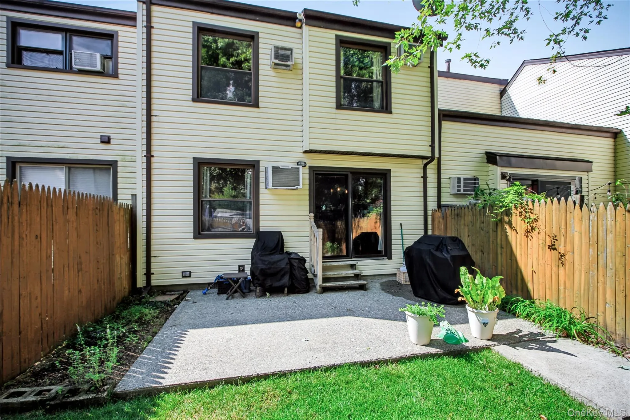 4 Sycamore Drive, Beacon, NY, 3 Bedrooms Bedrooms, 7 Rooms Rooms,1 BathroomBathrooms,Residential,For Rent,Sycamore,0,1044925 4 Sycamore Drive, Beacon, NY, 3 Bedrooms Bedrooms, 7 Rooms Rooms,1 BathroomBathrooms,Residential,For Rent,Sycamore,0,1044925