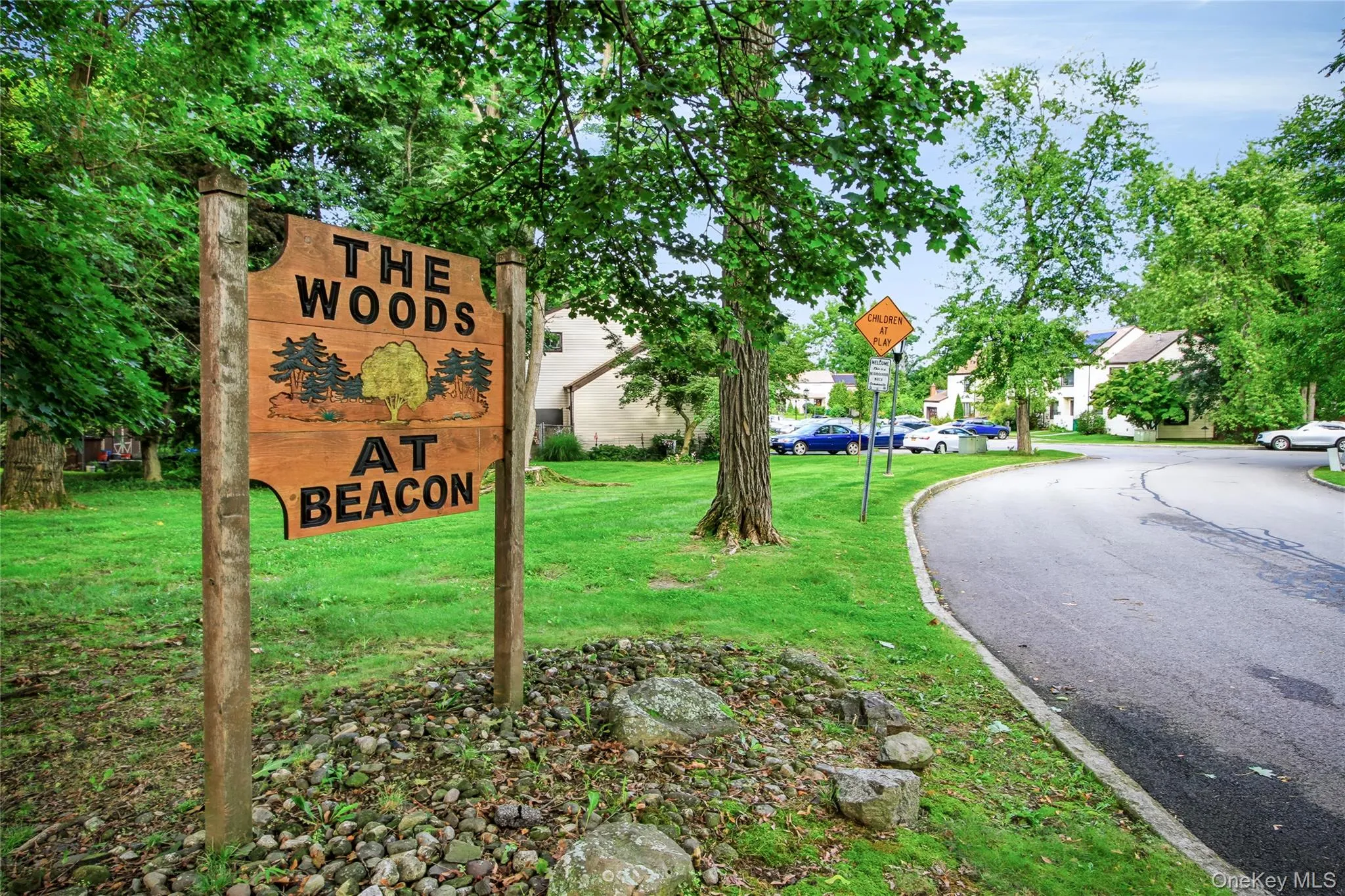 4 Sycamore Drive, Beacon, NY, 3 Bedrooms Bedrooms, 7 Rooms Rooms,1 BathroomBathrooms,Residential,For Rent,Sycamore,0,1044925 4 Sycamore Drive, Beacon, NY, 3 Bedrooms Bedrooms, 7 Rooms Rooms,1 BathroomBathrooms,Residential,For Rent,Sycamore,0,1044925